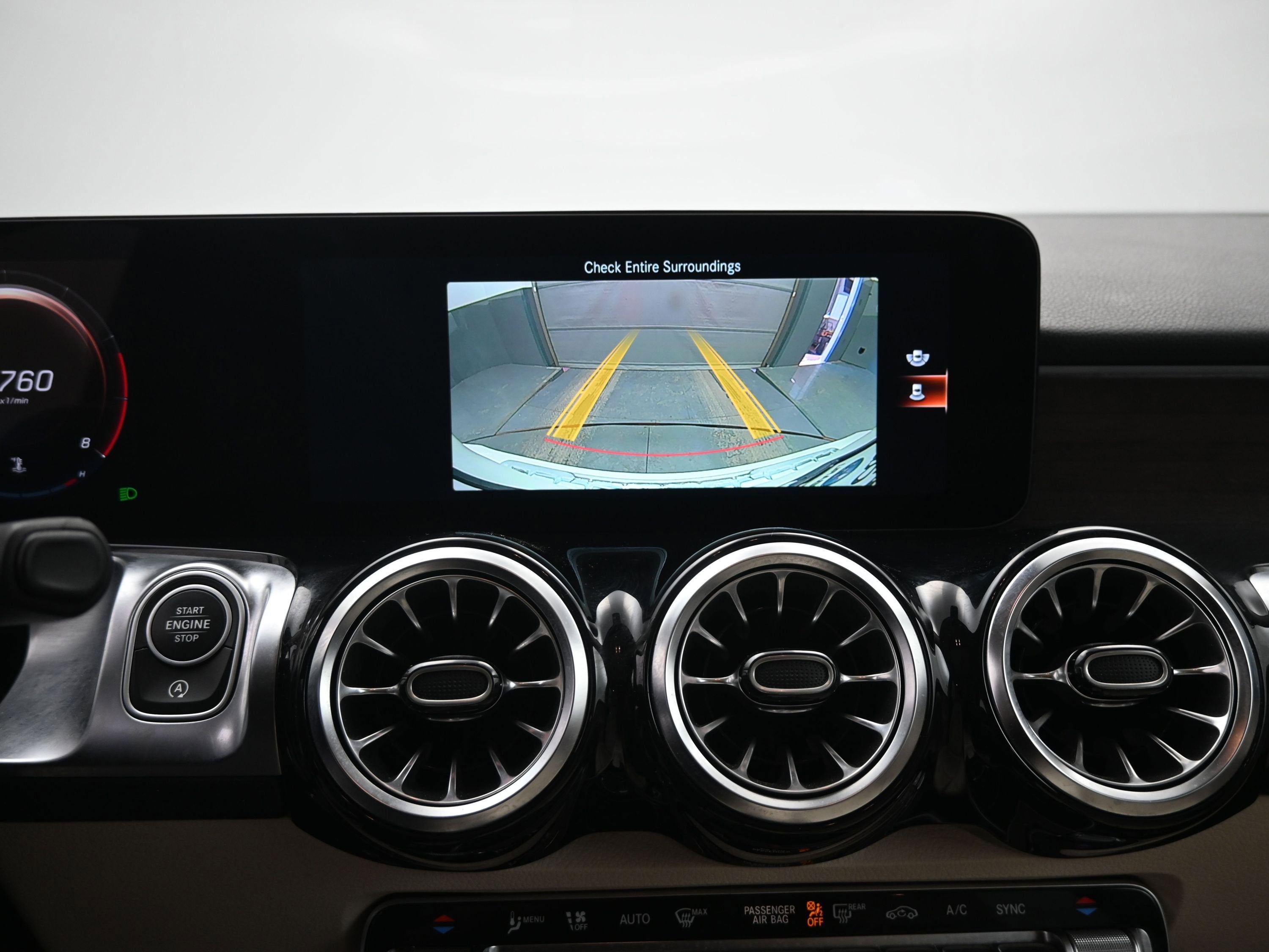 2023 Mercedes-Benz GLB 250 4MATIC®