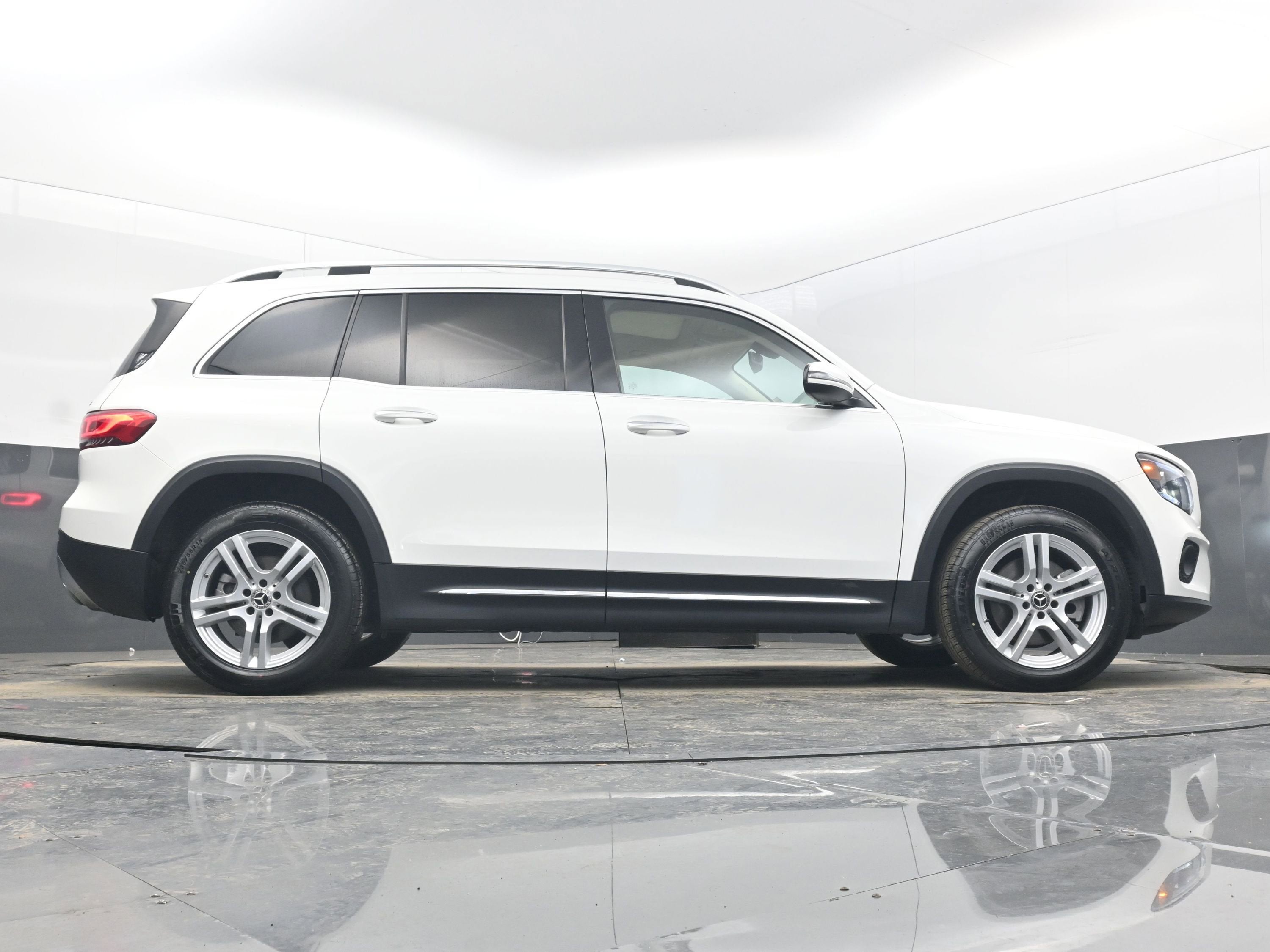 2023 Mercedes-Benz GLB 250 4MATIC®