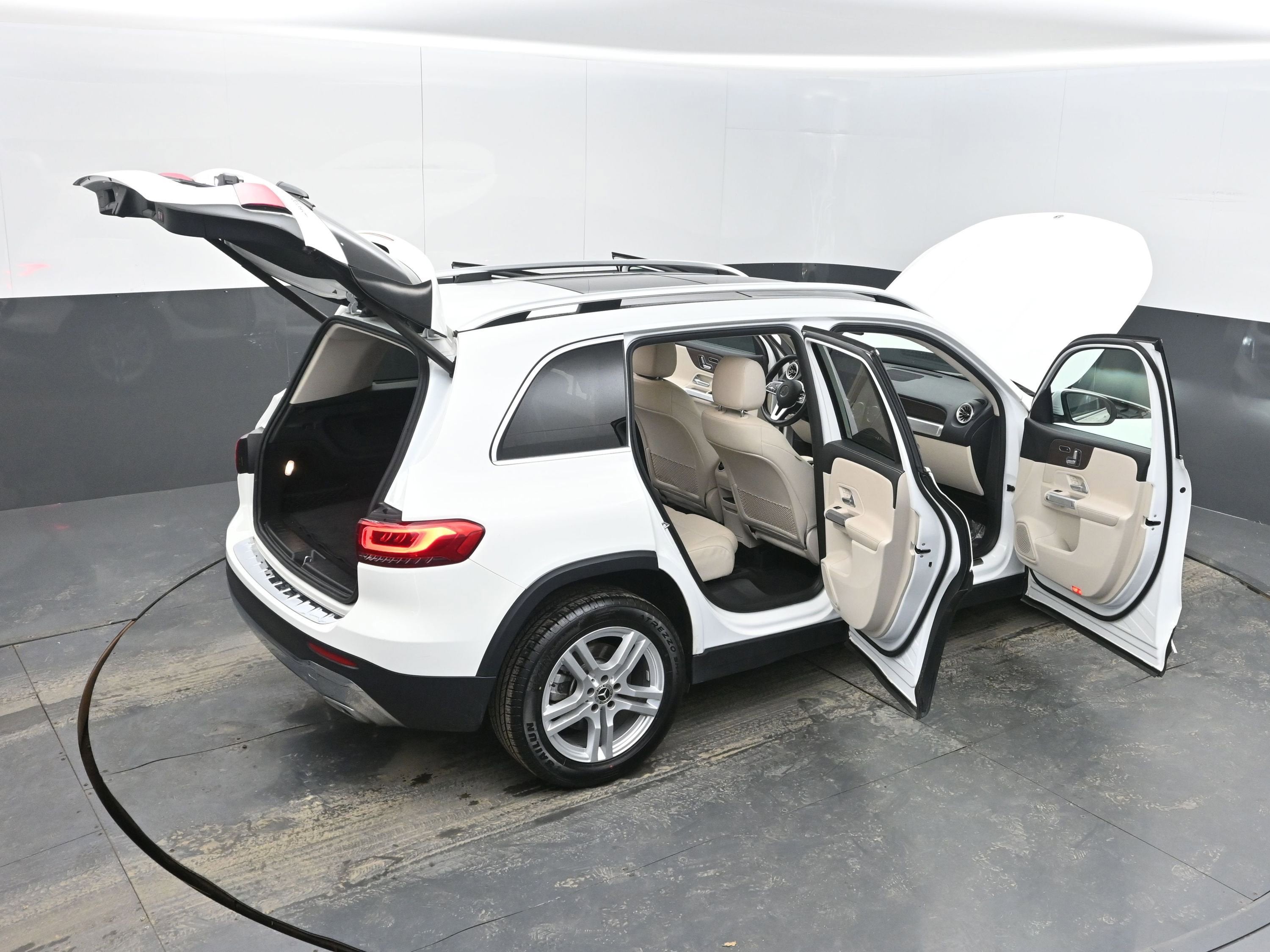 2023 Mercedes-Benz GLB 250 4MATIC®