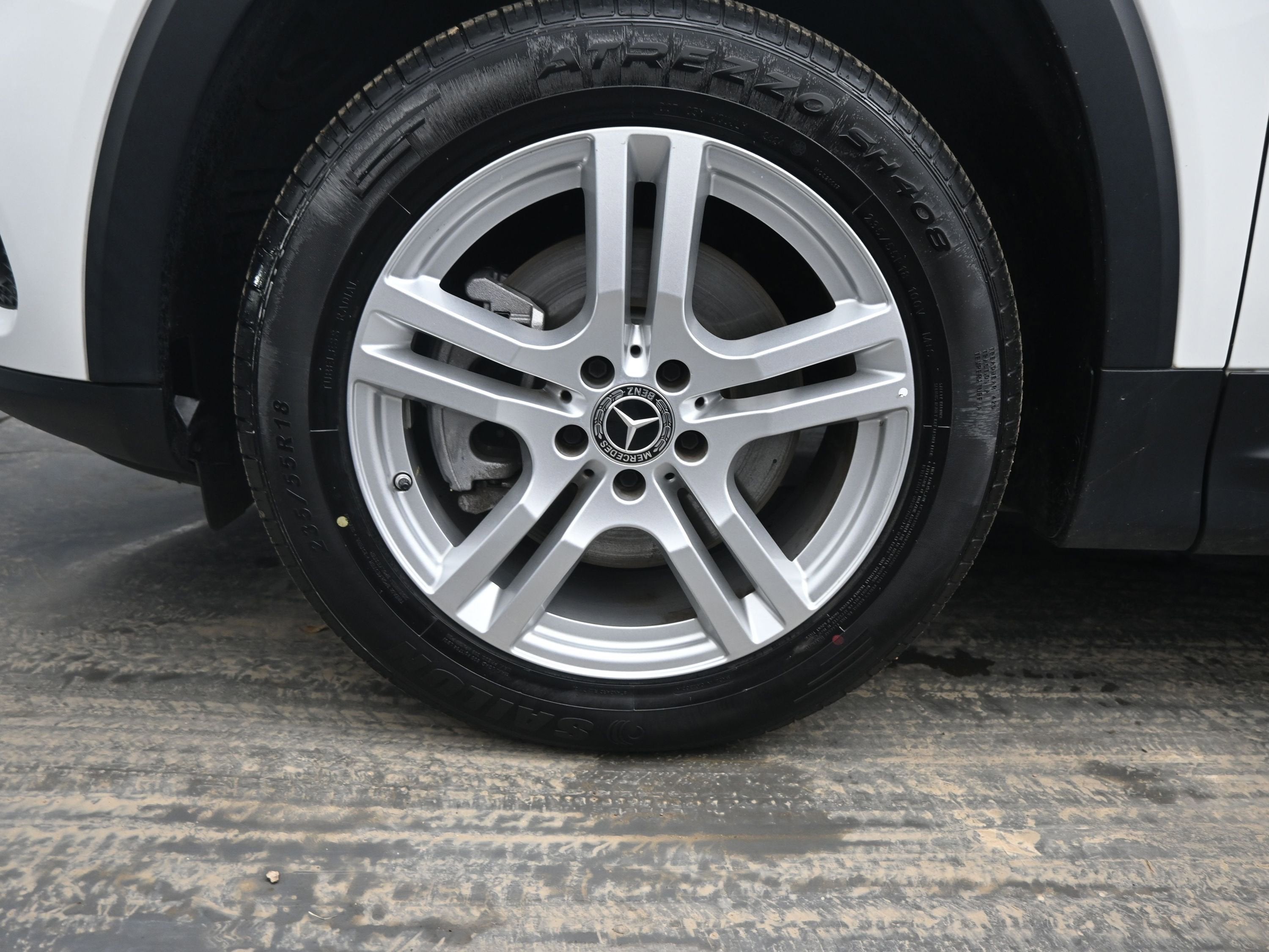 2023 Mercedes-Benz GLB 250 4MATIC®