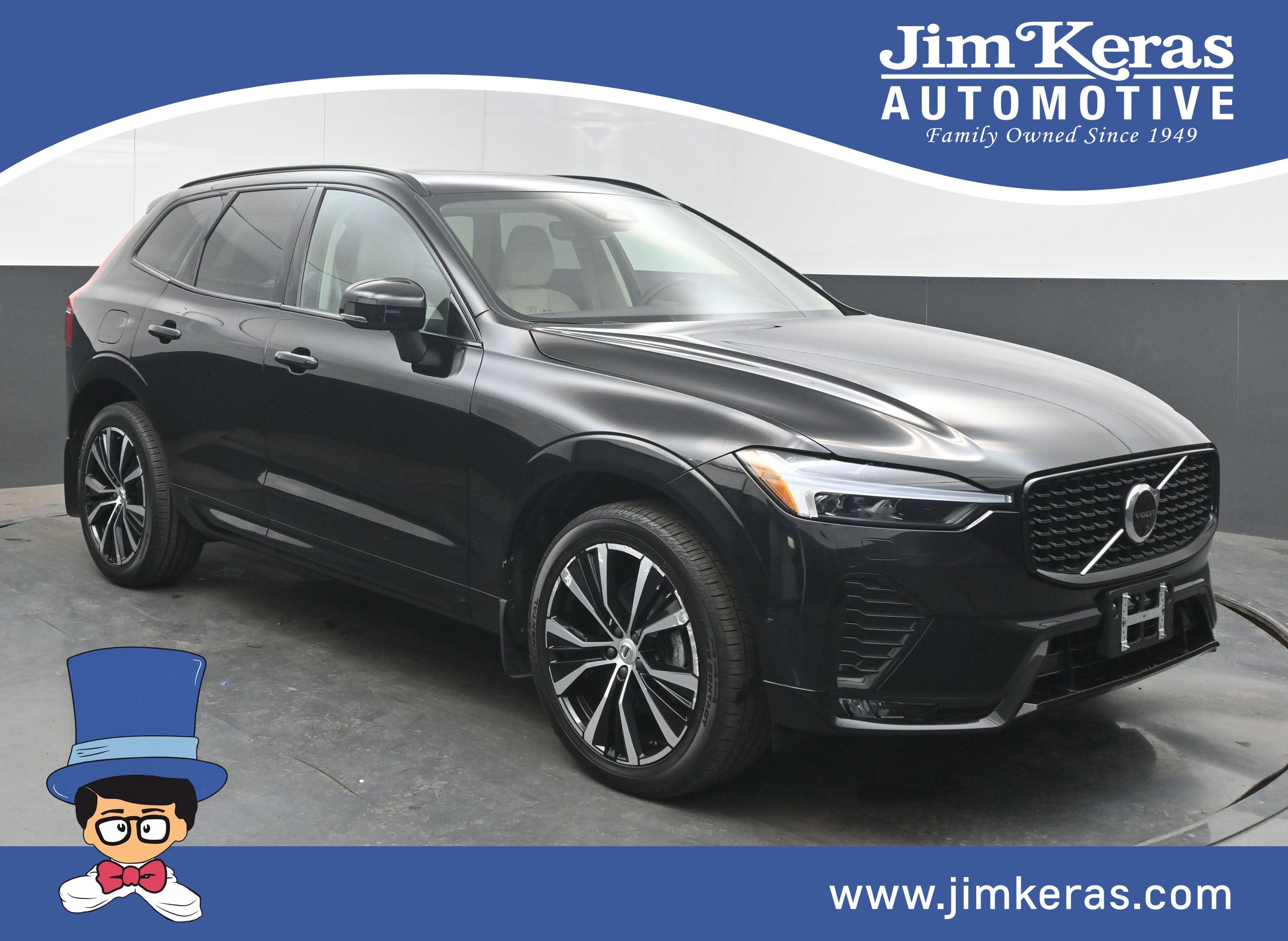 2023 Volvo XC60 B5 Plus Dark Theme