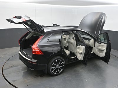 2023 Volvo XC60 B5 Plus Dark Theme