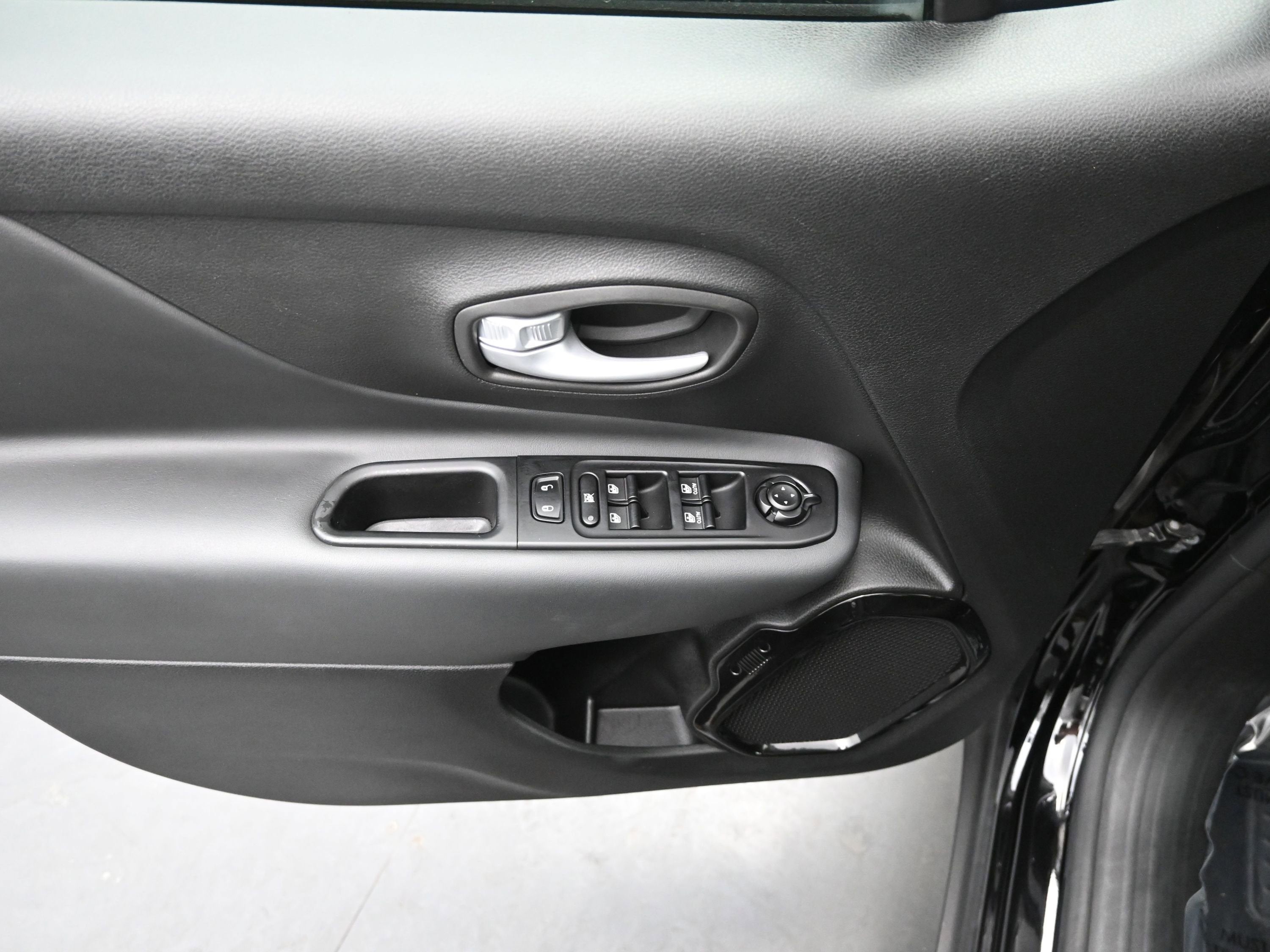 2023 Jeep Renegade Altitude 4x4