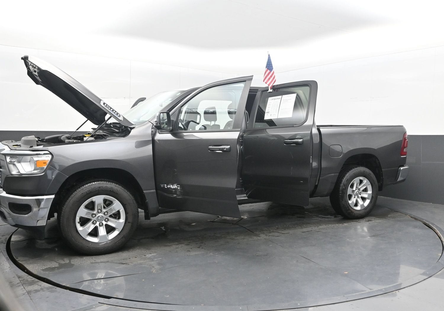 2024 RAM 1500 Laramie
