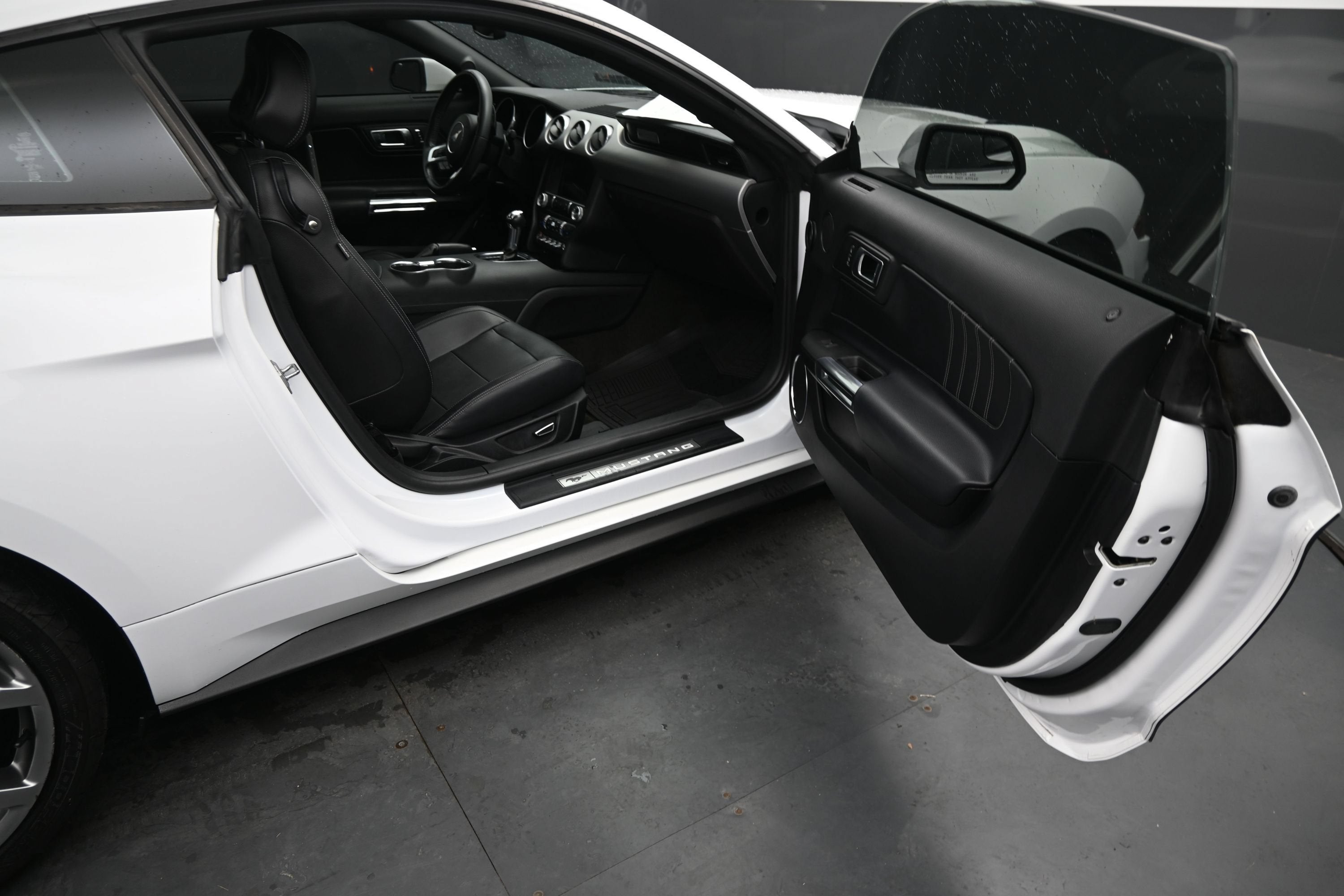 2018 Ford Mustang EcoBoost Premium