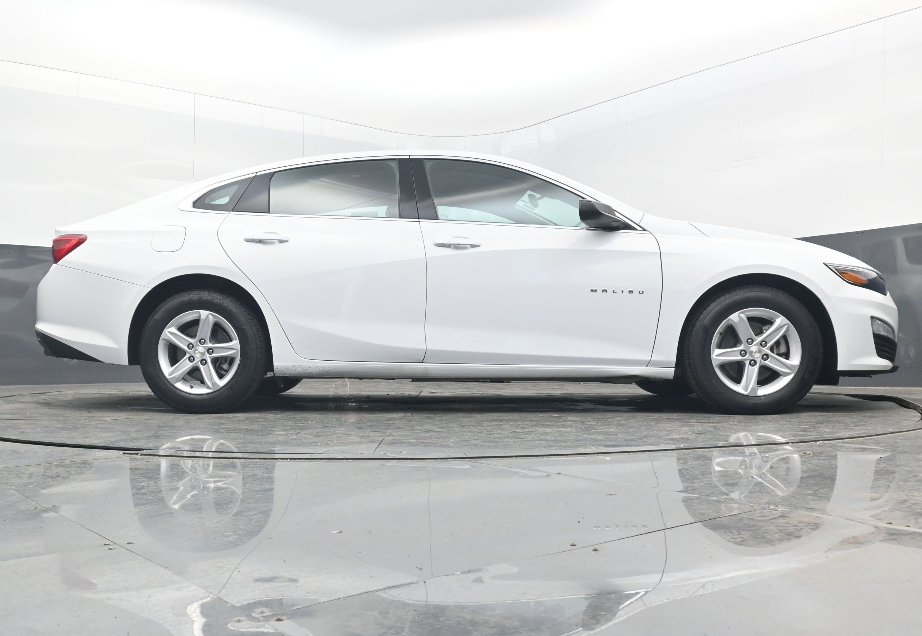 2023 Chevrolet Malibu LS