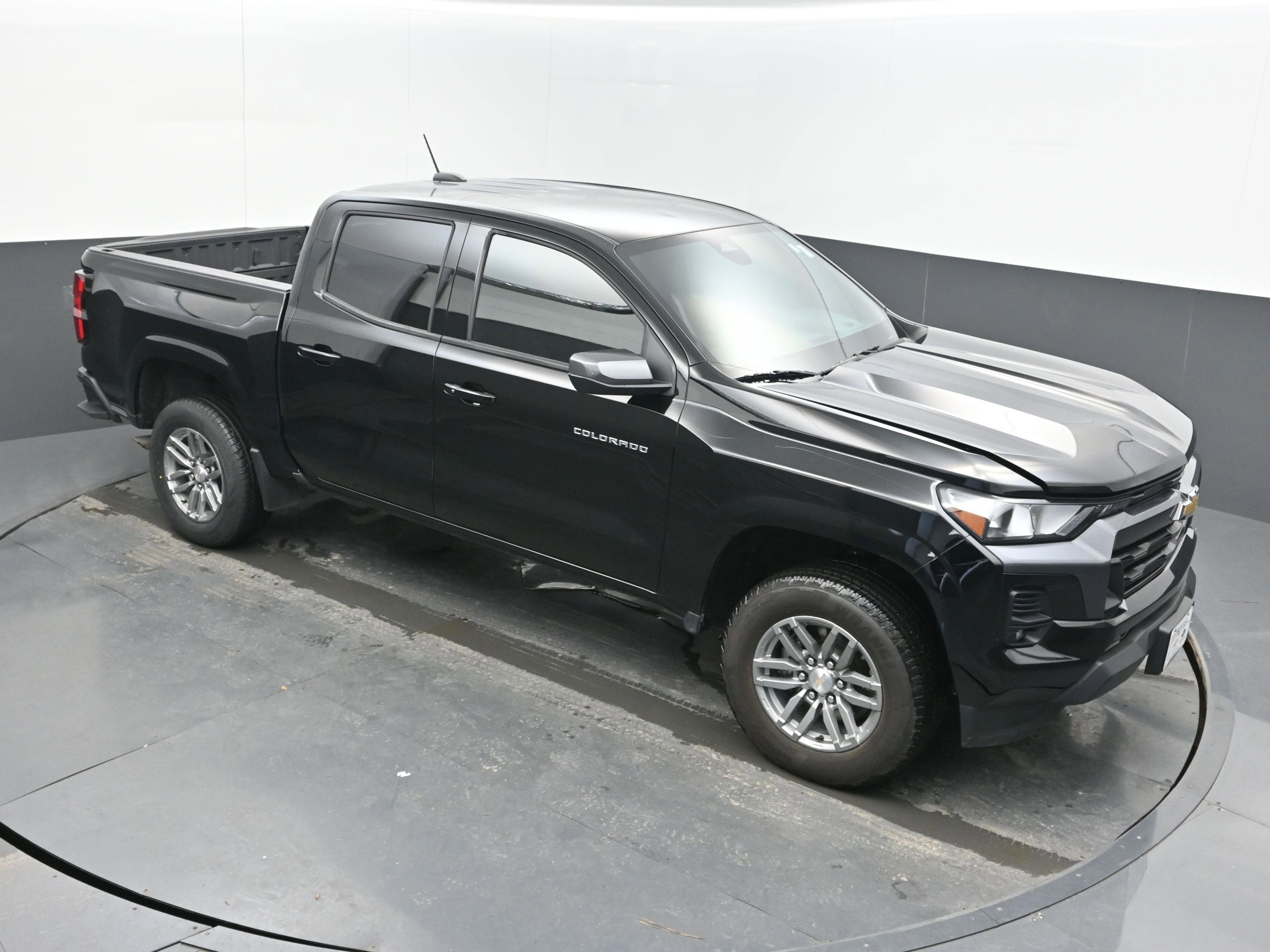 2024 Chevrolet Colorado 2WD LT