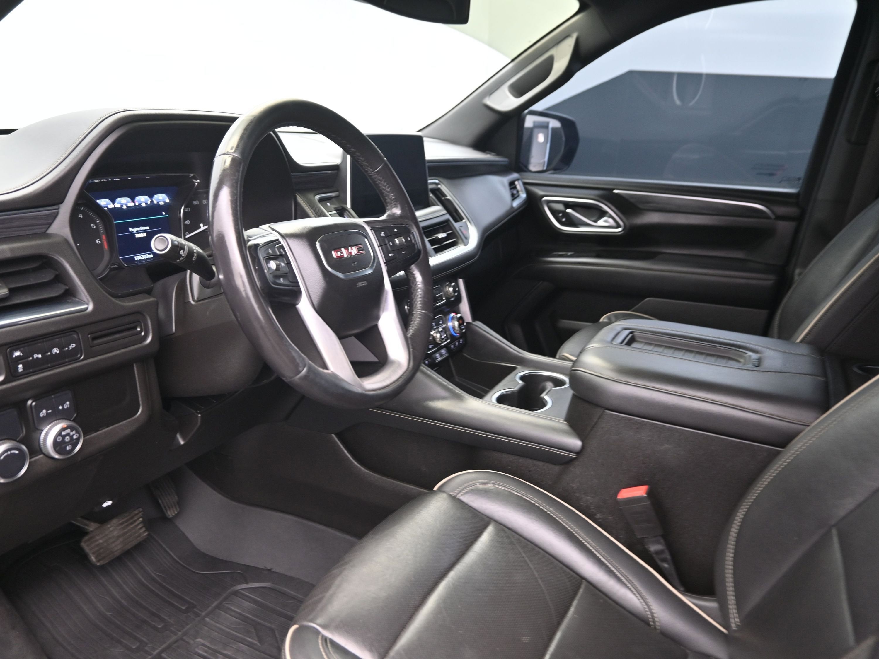 2021 GMC Yukon XL SLT