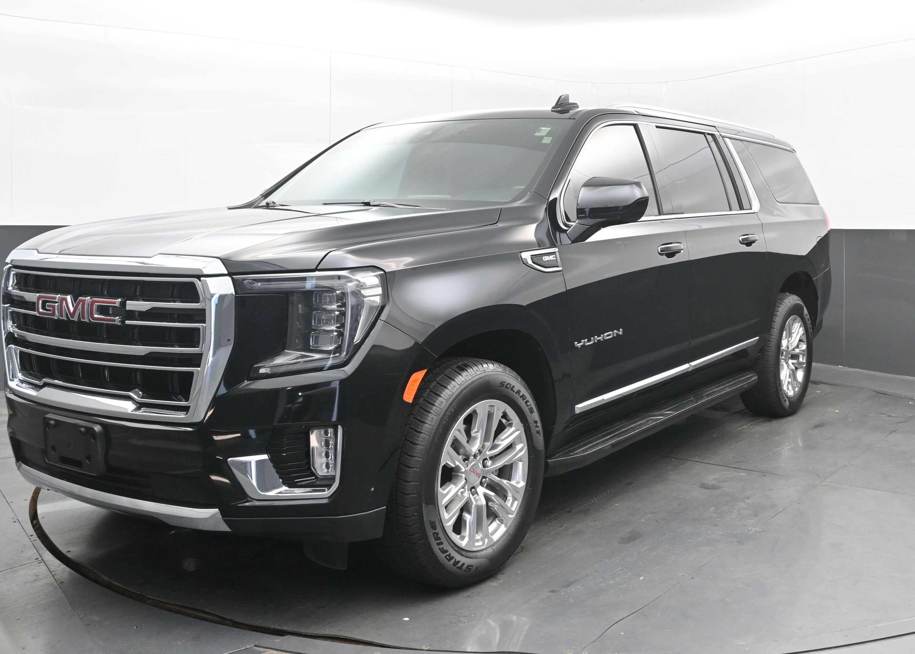 2021 GMC Yukon XL SLT