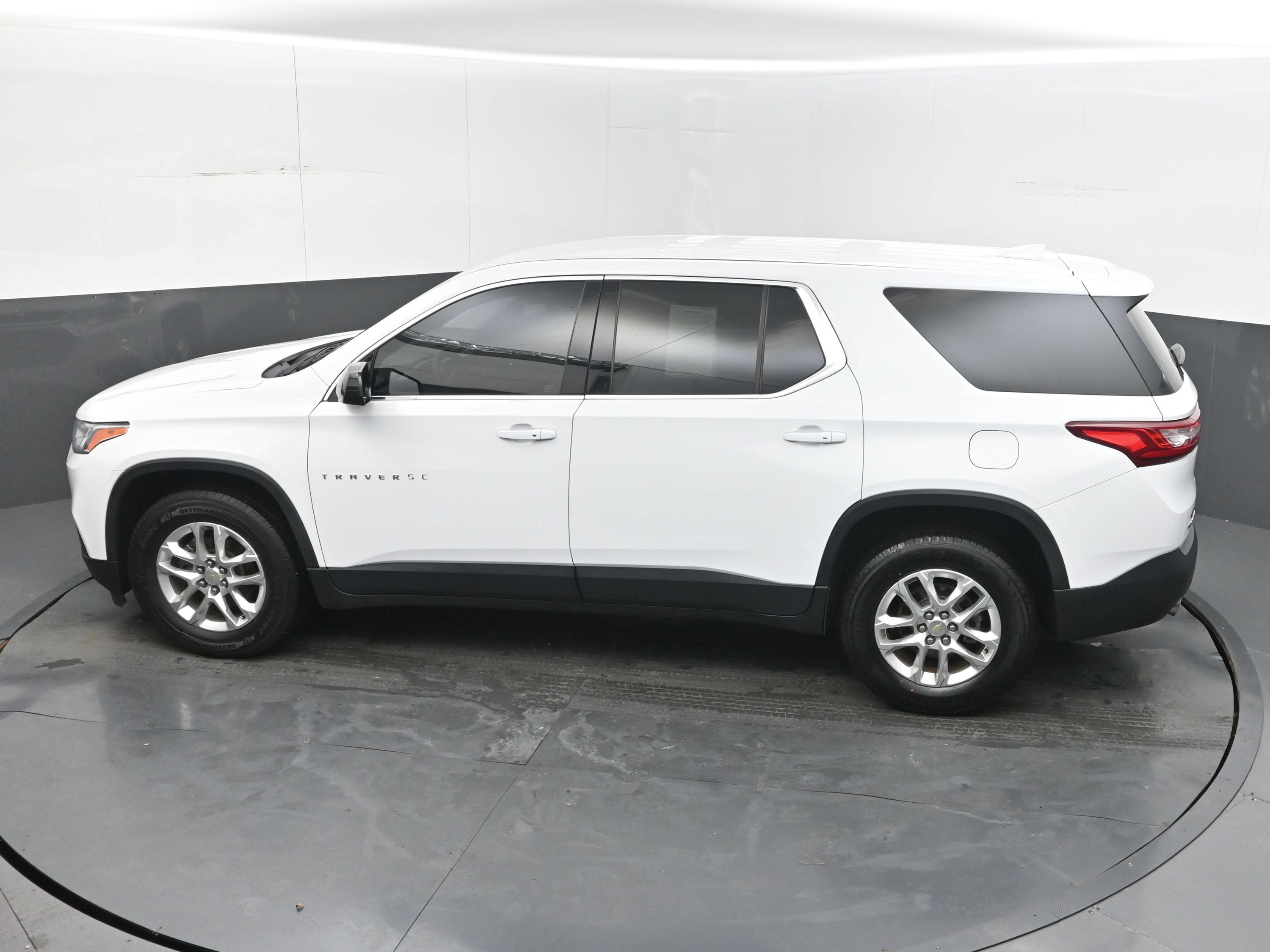2020 Chevrolet Traverse LS