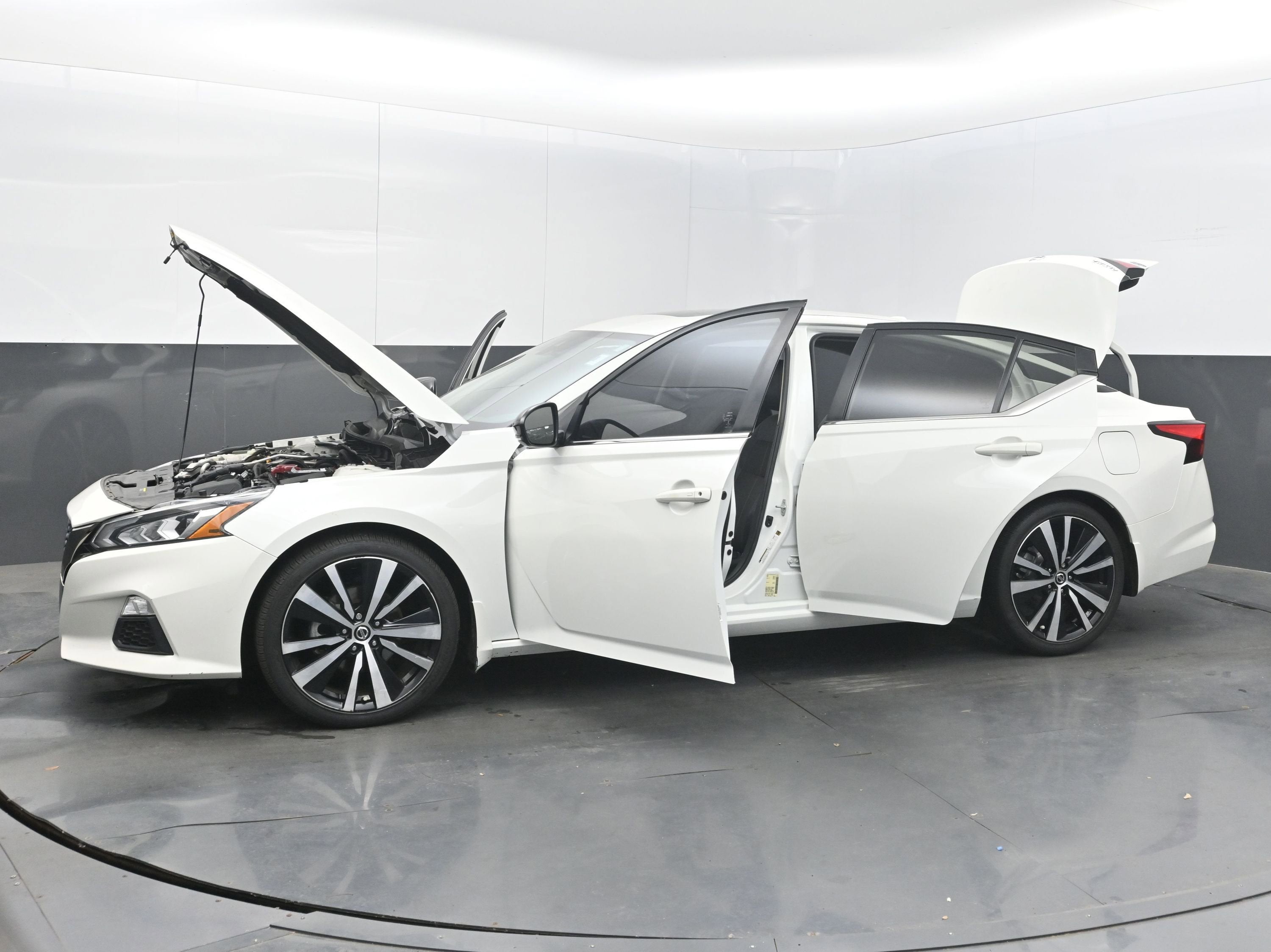 2021 Nissan Altima 2.5 SR