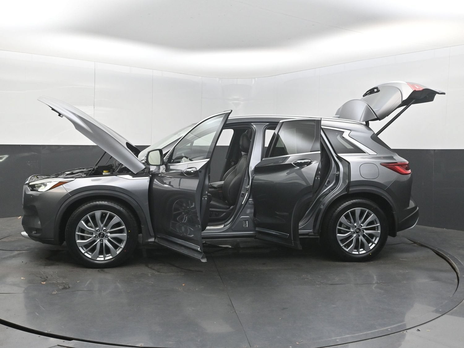 2023 INFINITI QX50 LUXE