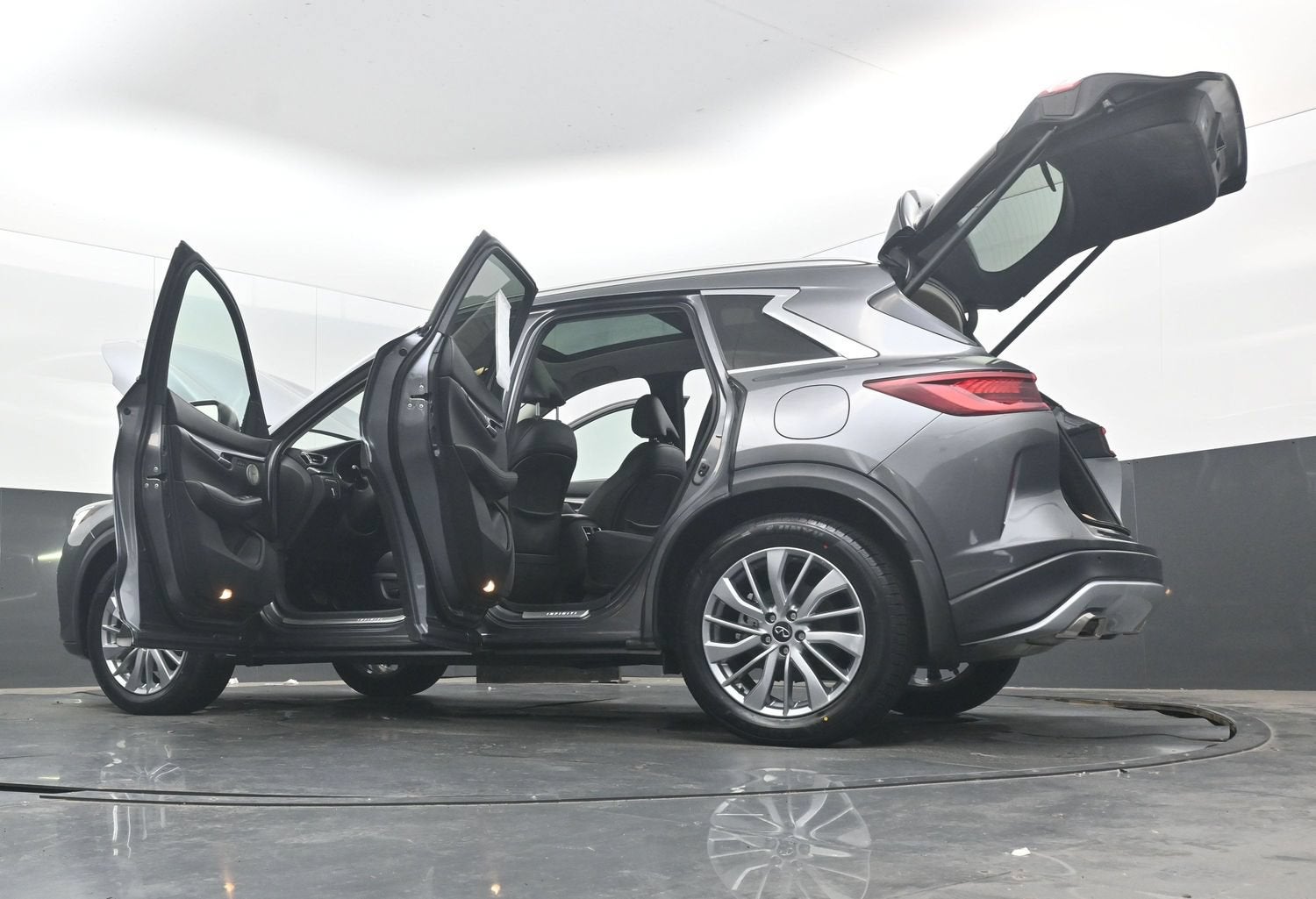 2023 INFINITI QX50 LUXE