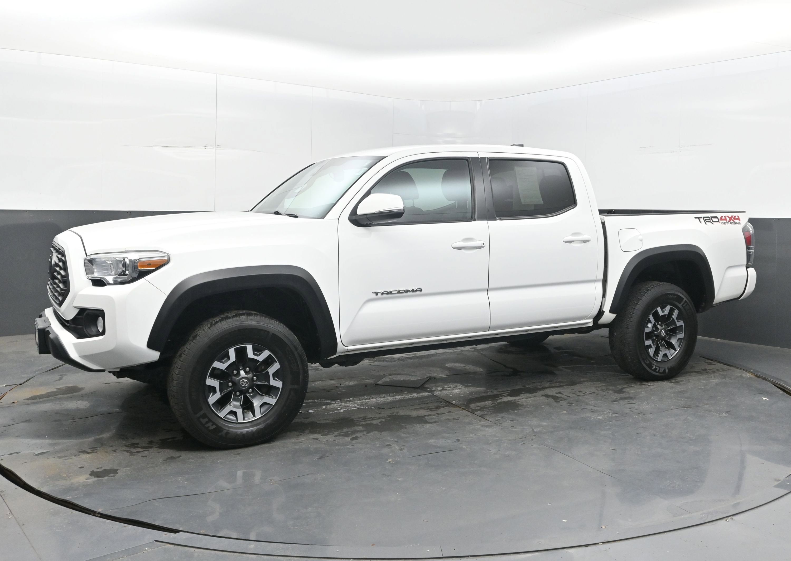2022 Toyota Tacoma 4WD TRD Off-Road