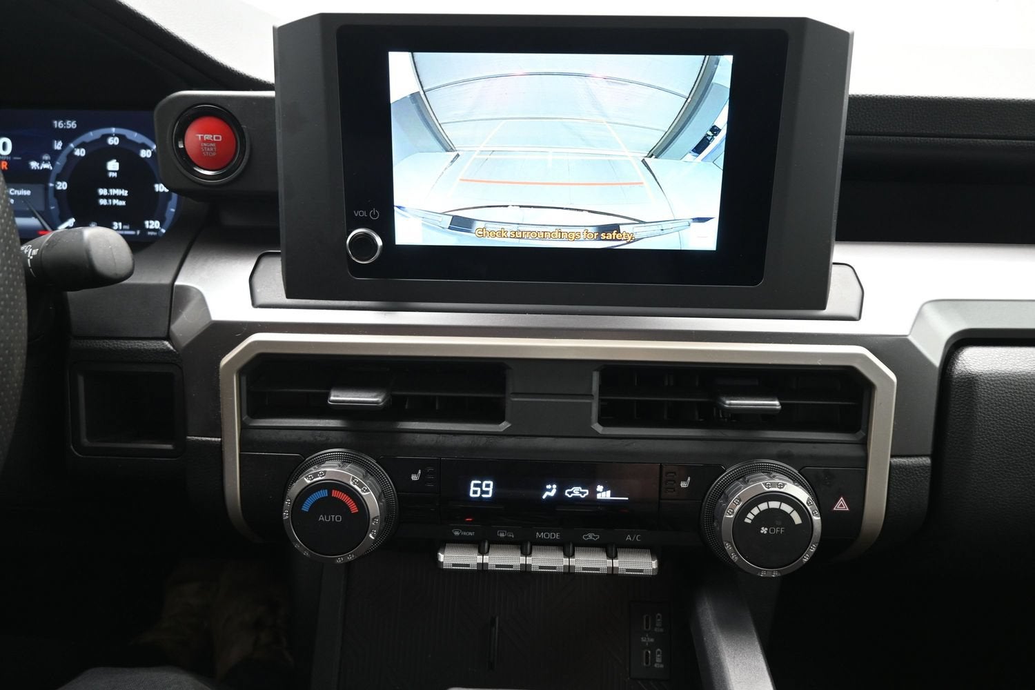 2025 Toyota Tacoma 4WD TRD Sport