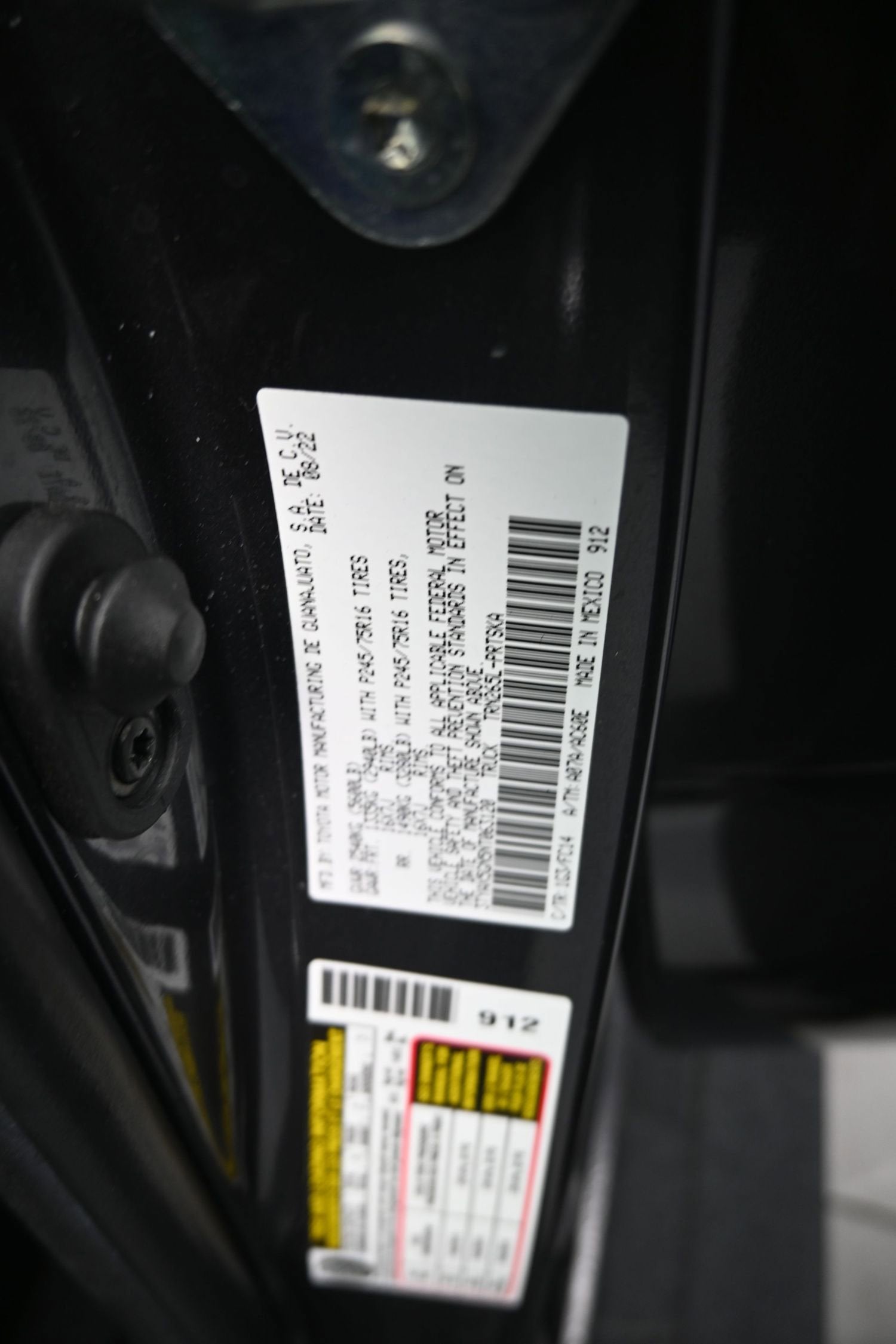 2022 Toyota Tacoma 2WD SR5