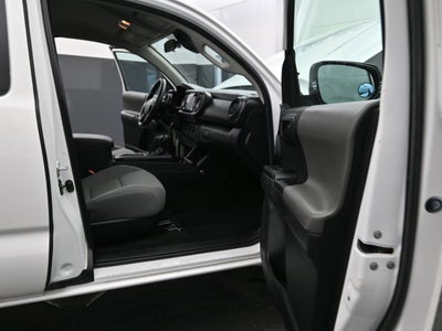 2022 Toyota Tacoma 2WD SR