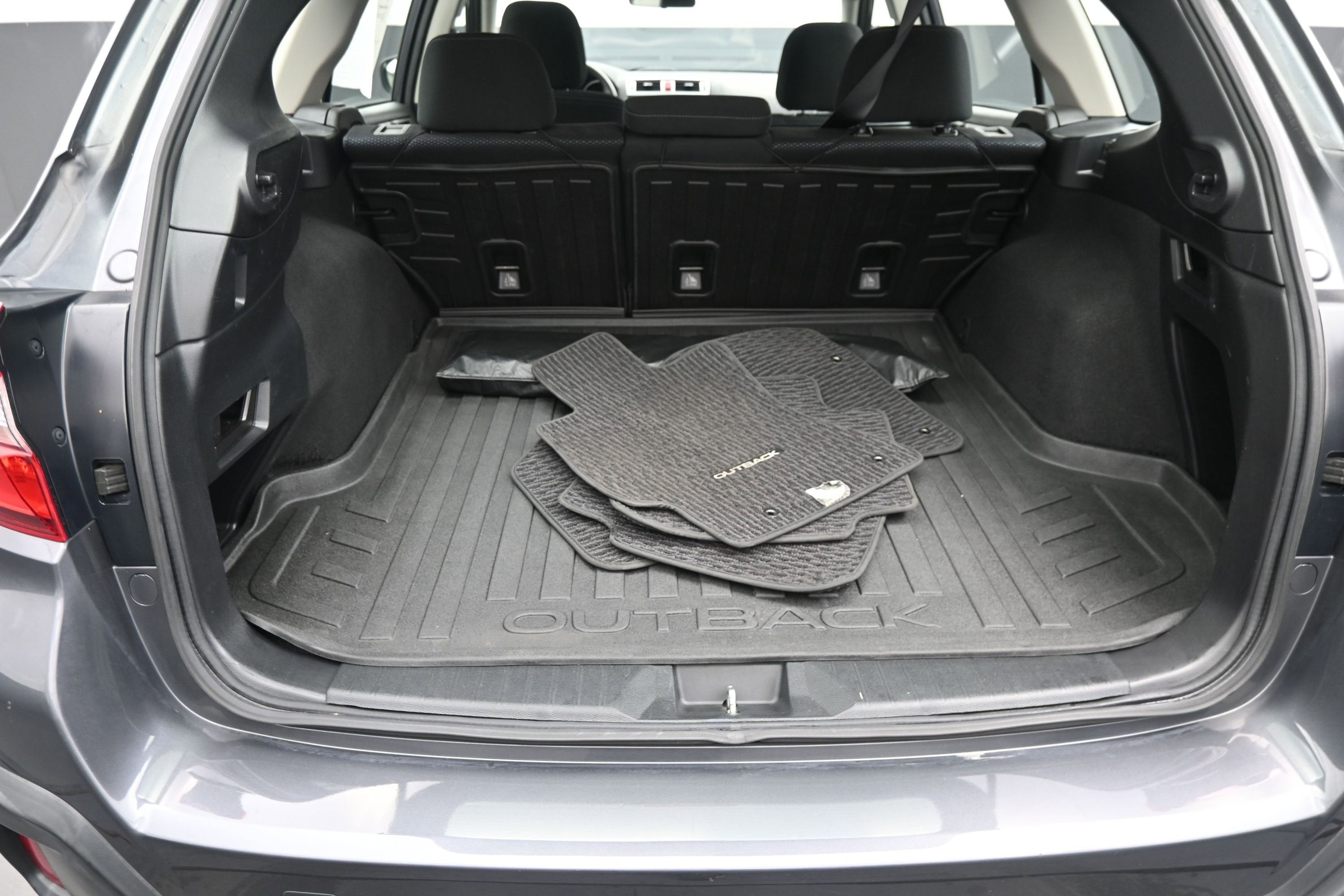 2019 Subaru Outback 2.5i