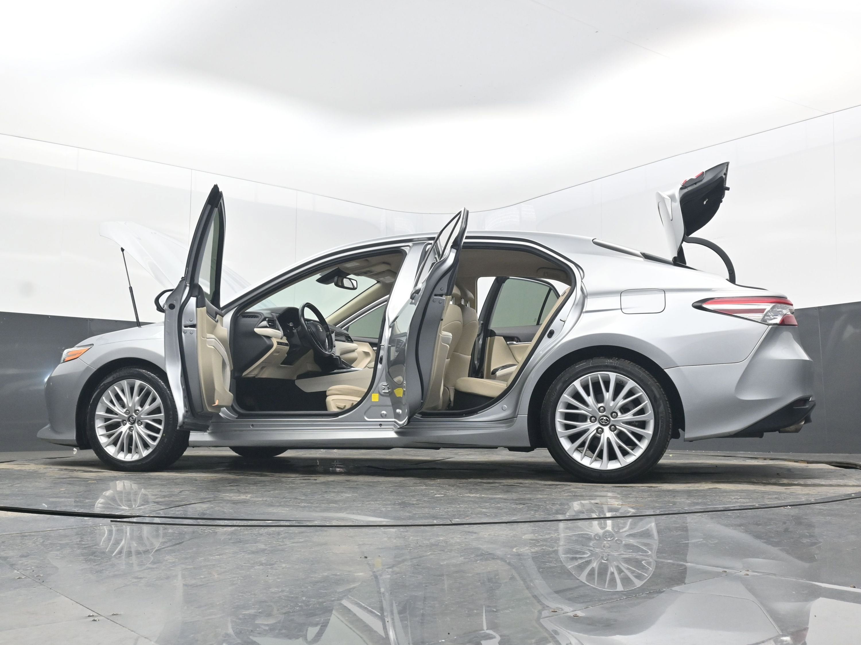 2019 Toyota Camry XLE