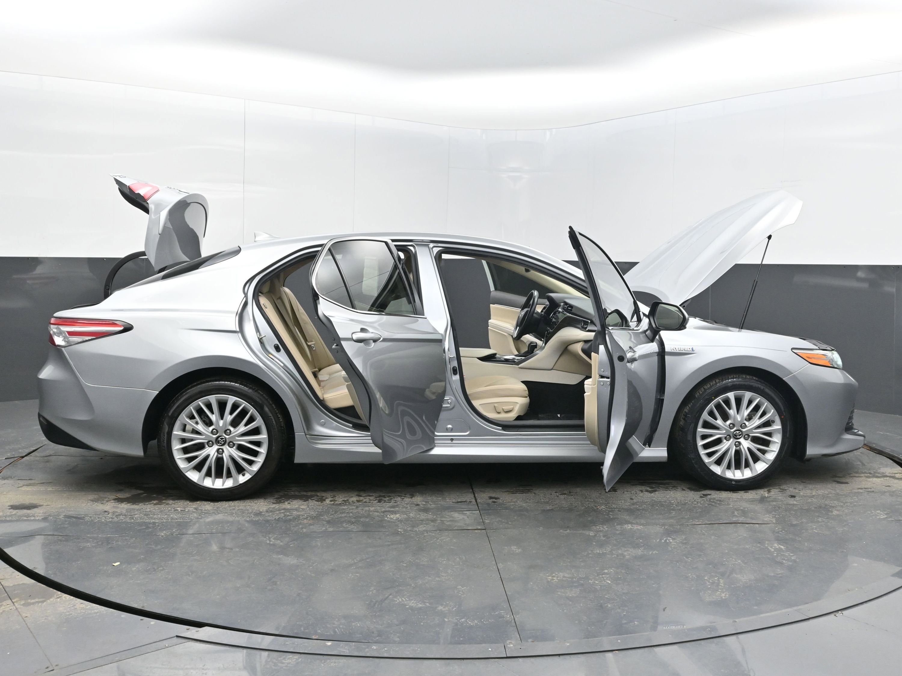 2019 Toyota Camry XLE