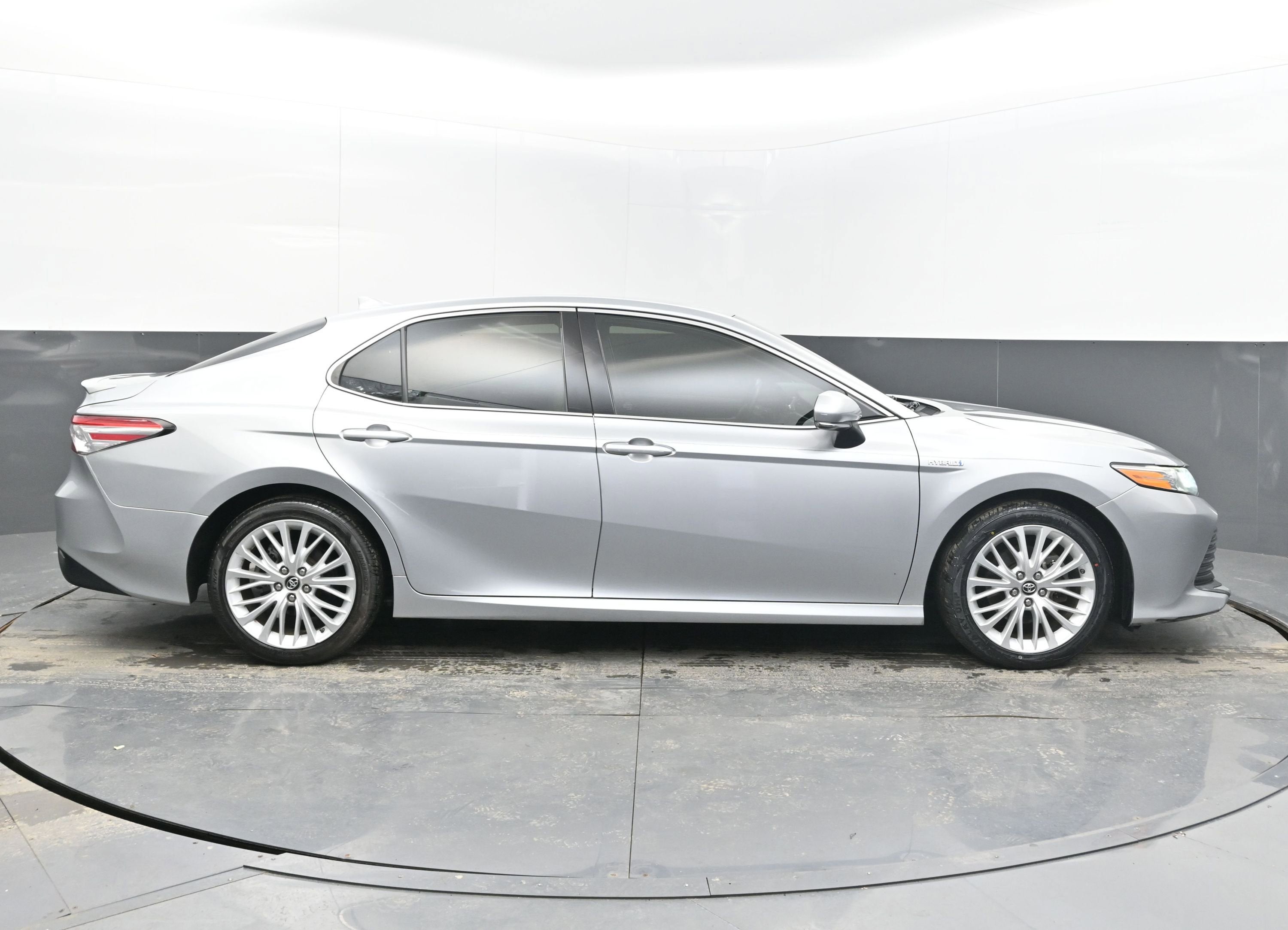 2019 Toyota Camry XLE