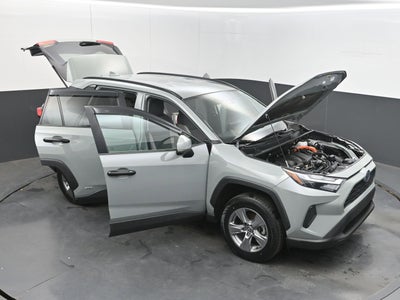 2022 Toyota RAV4 Hybrid XLE