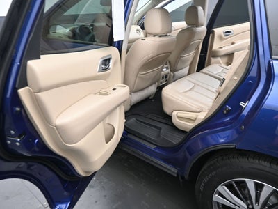 2018 Nissan Pathfinder SL