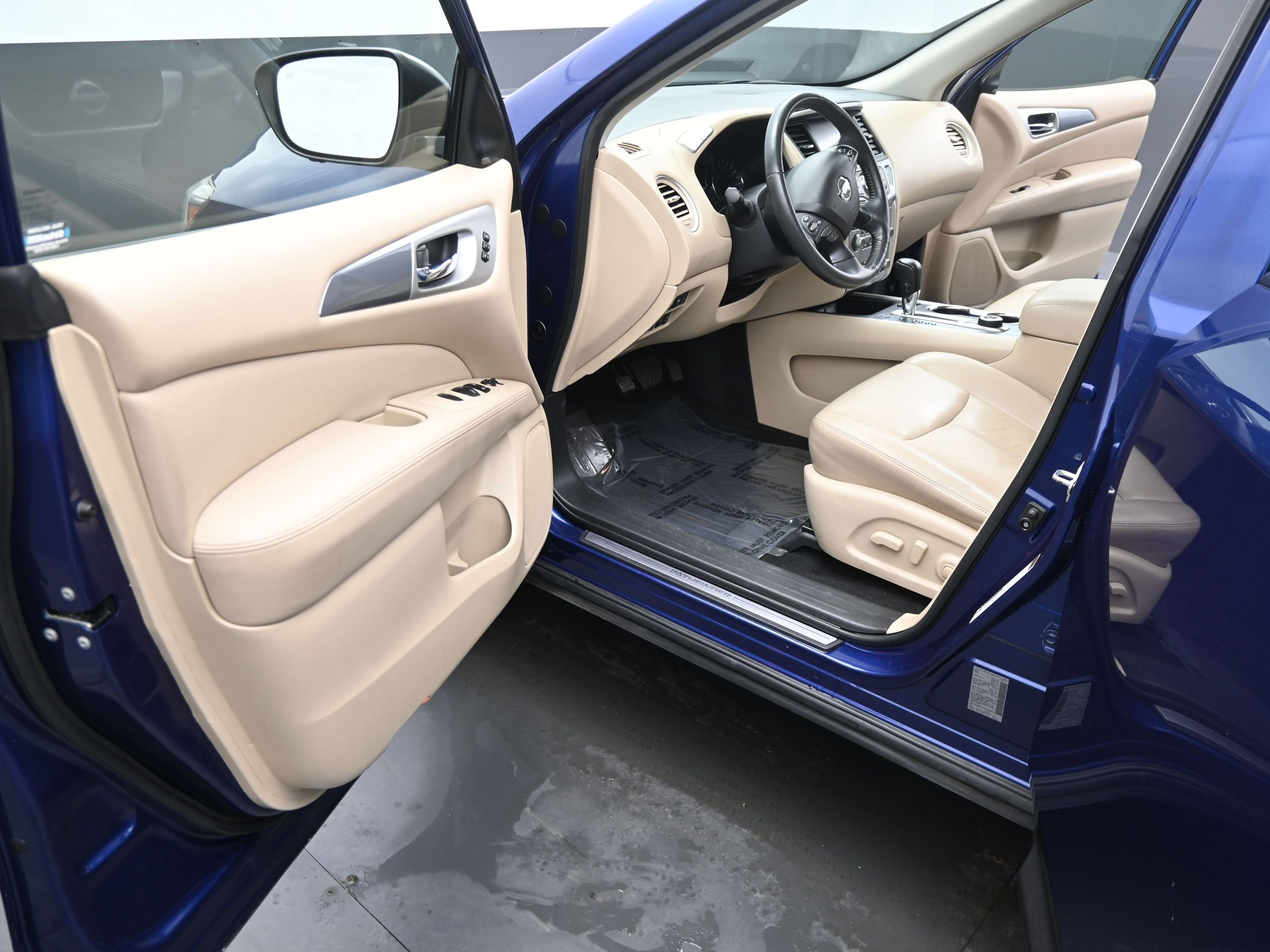 2018 Nissan Pathfinder SL