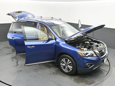 2018 Nissan Pathfinder SL