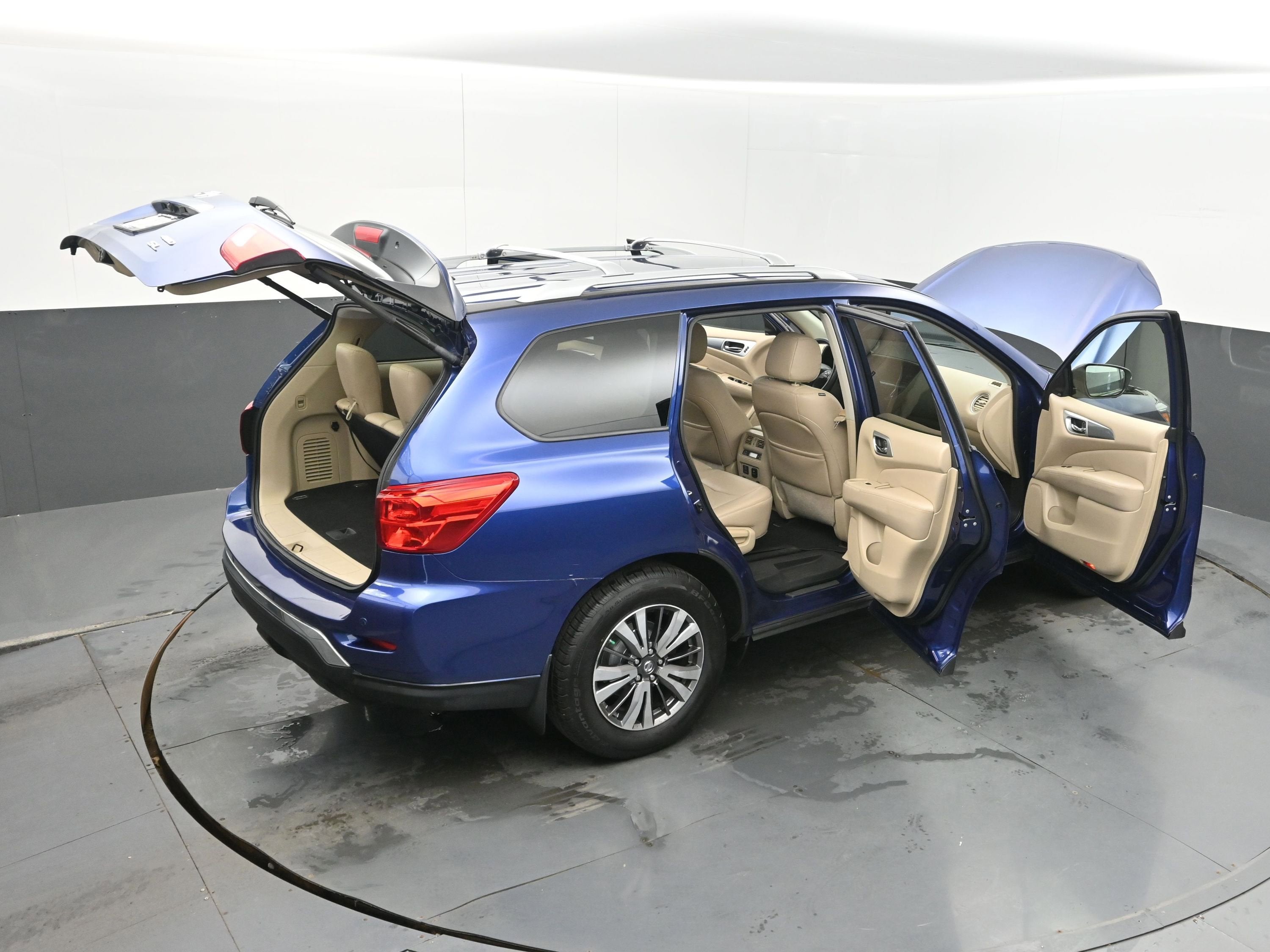 2018 Nissan Pathfinder SL