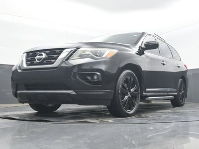 2017 Nissan Pathfinder Platinum