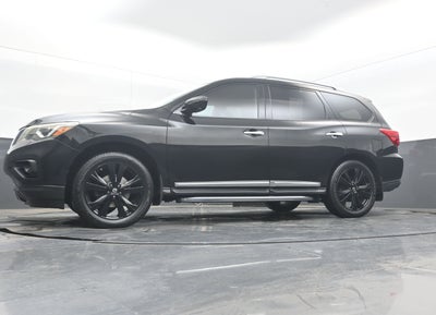 2017 Nissan Pathfinder Platinum
