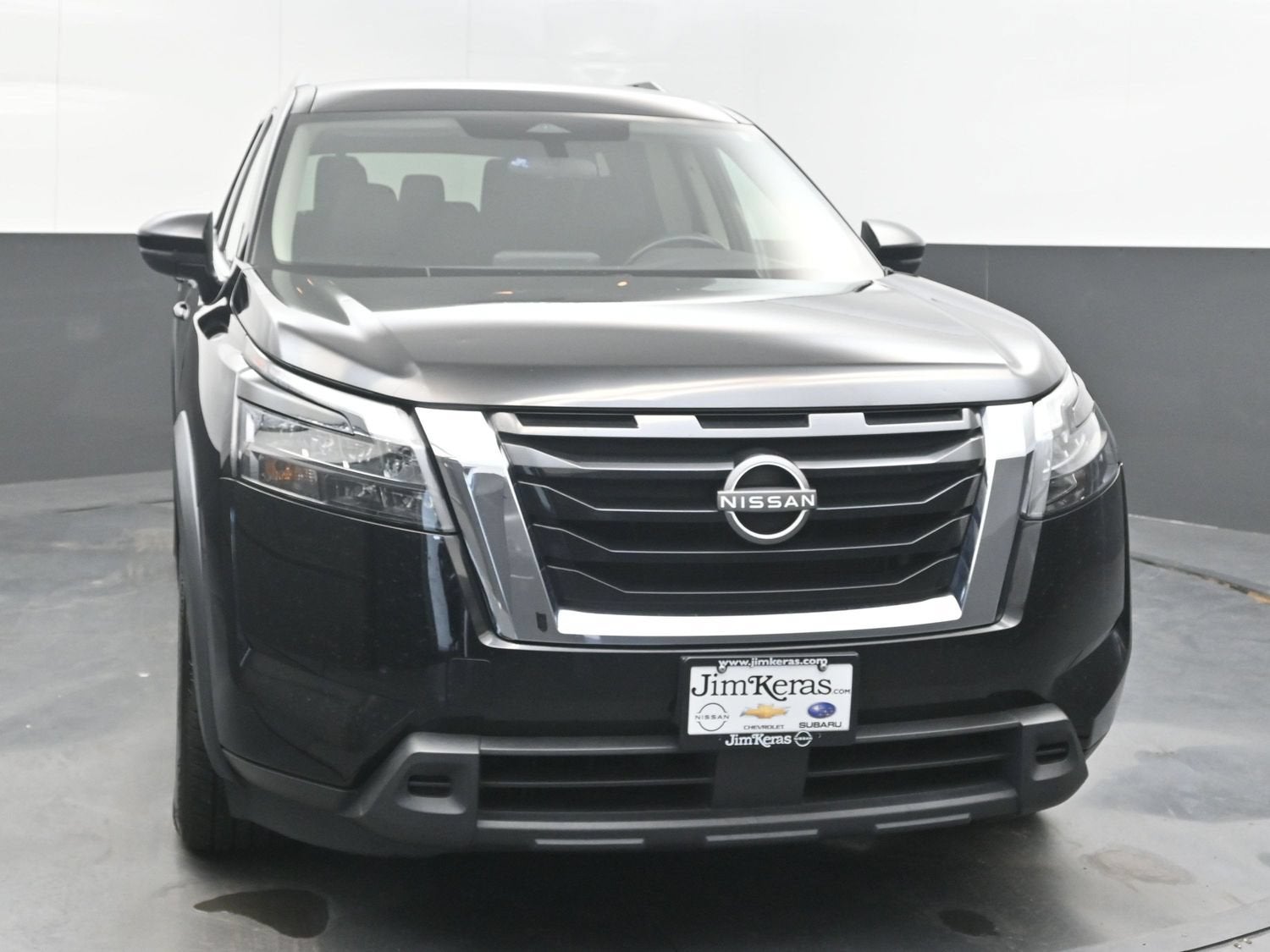 2023 Nissan Pathfinder SV