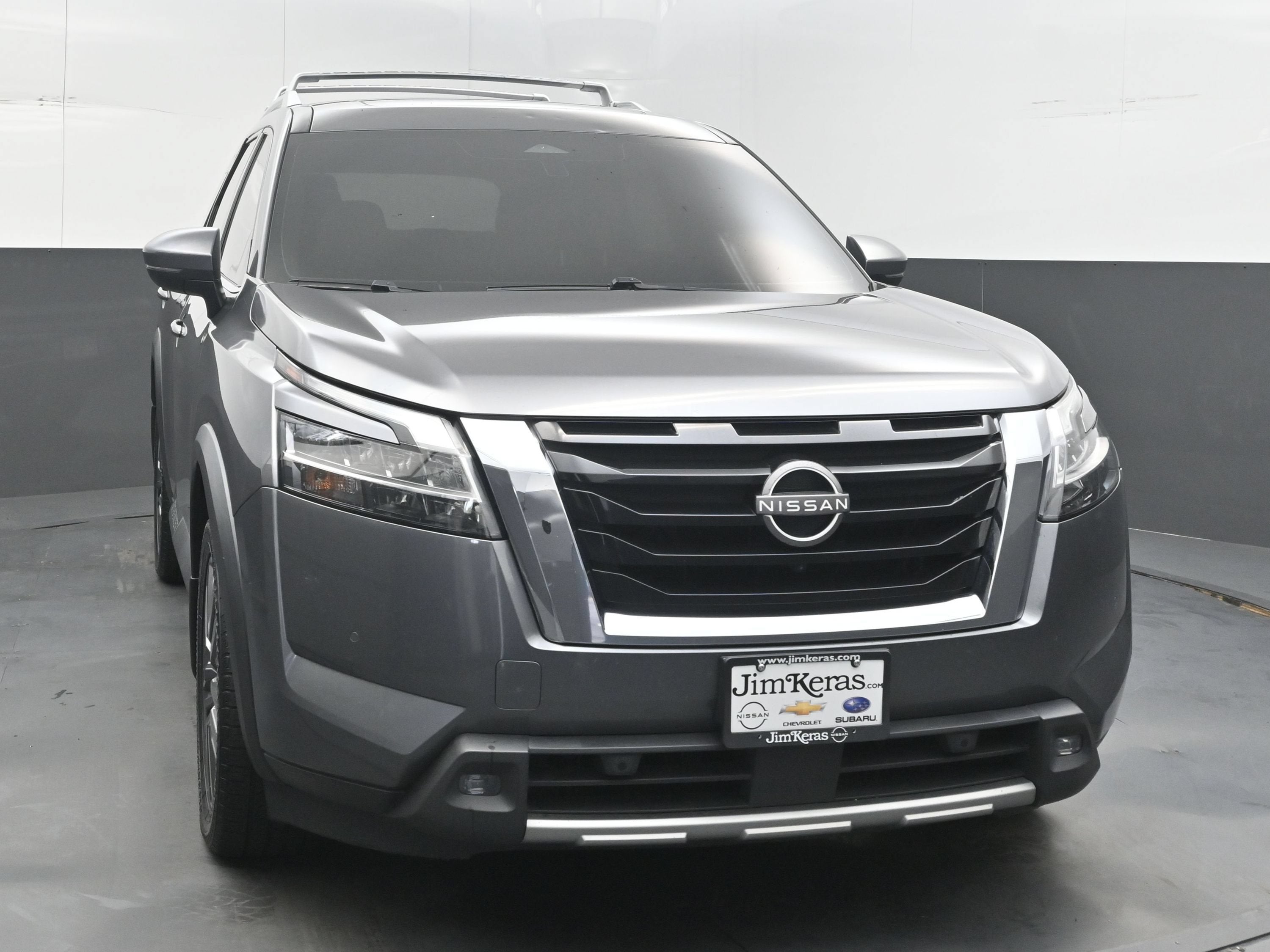 2022 Nissan Pathfinder SL
