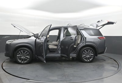 2022 Nissan Pathfinder SL