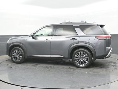2022 Nissan Pathfinder SL
