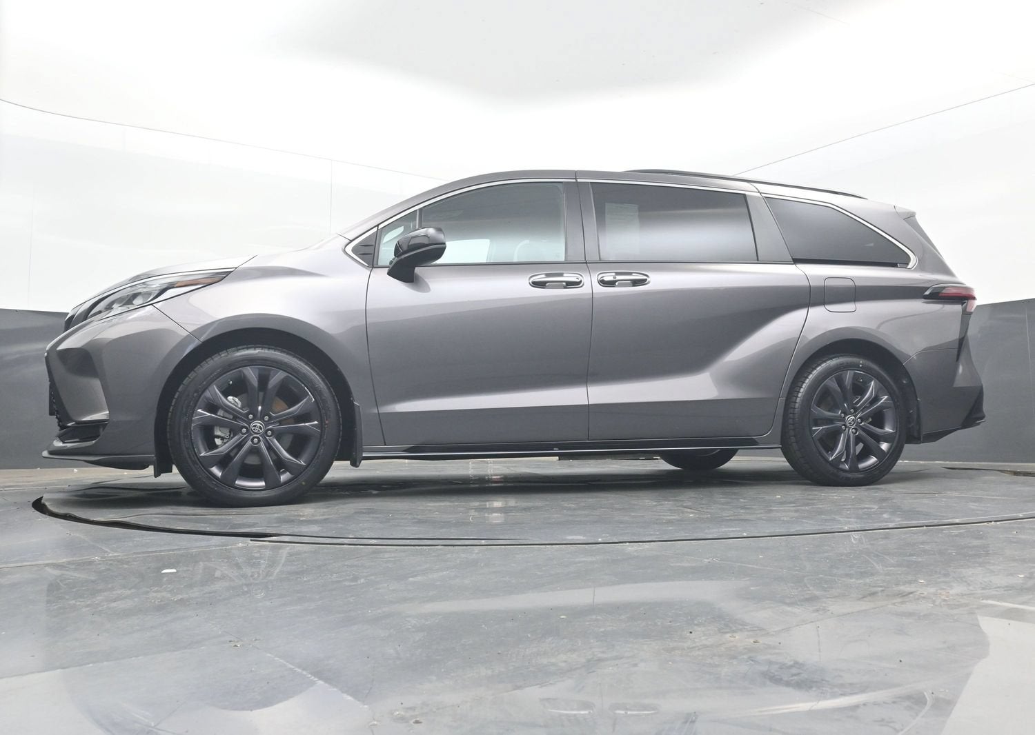 2022 Toyota Sienna XSE