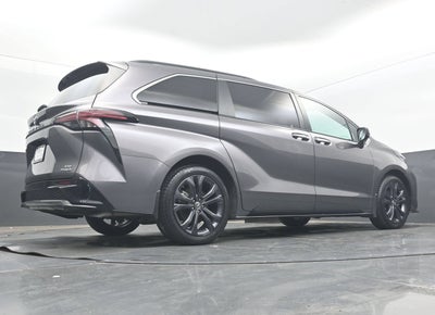 2022 Toyota Sienna XSE