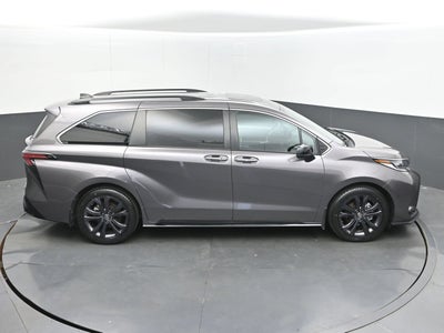 2022 Toyota Sienna XSE