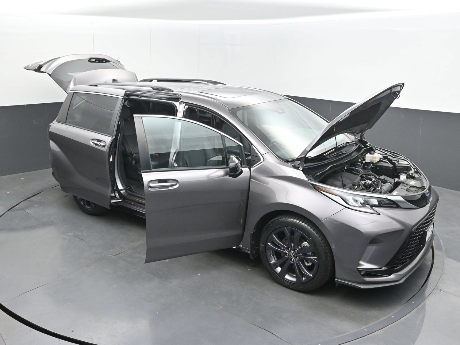 2022 Toyota Sienna XSE