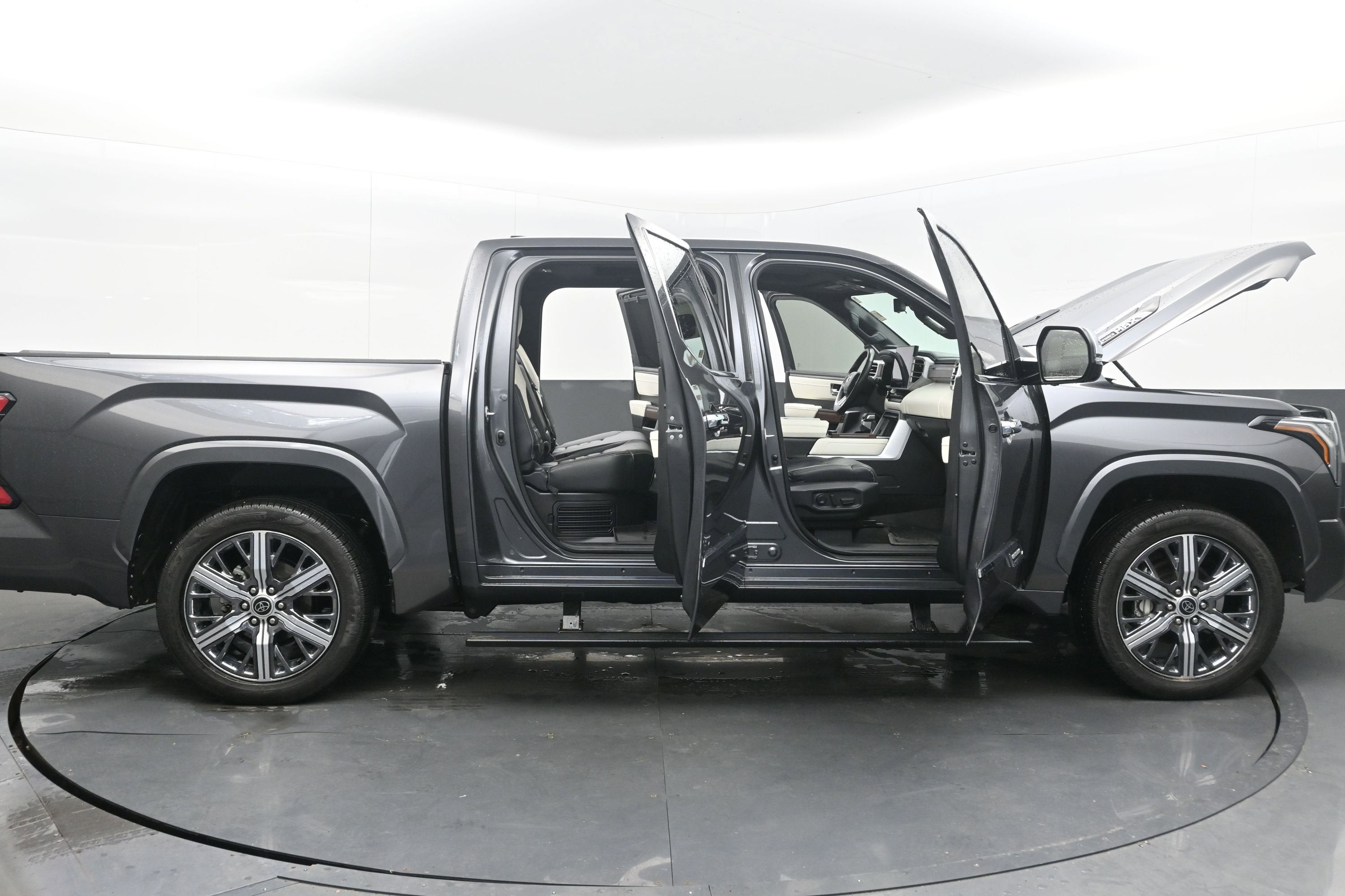 2023 Toyota Tundra 4WD Capstone Hybrid