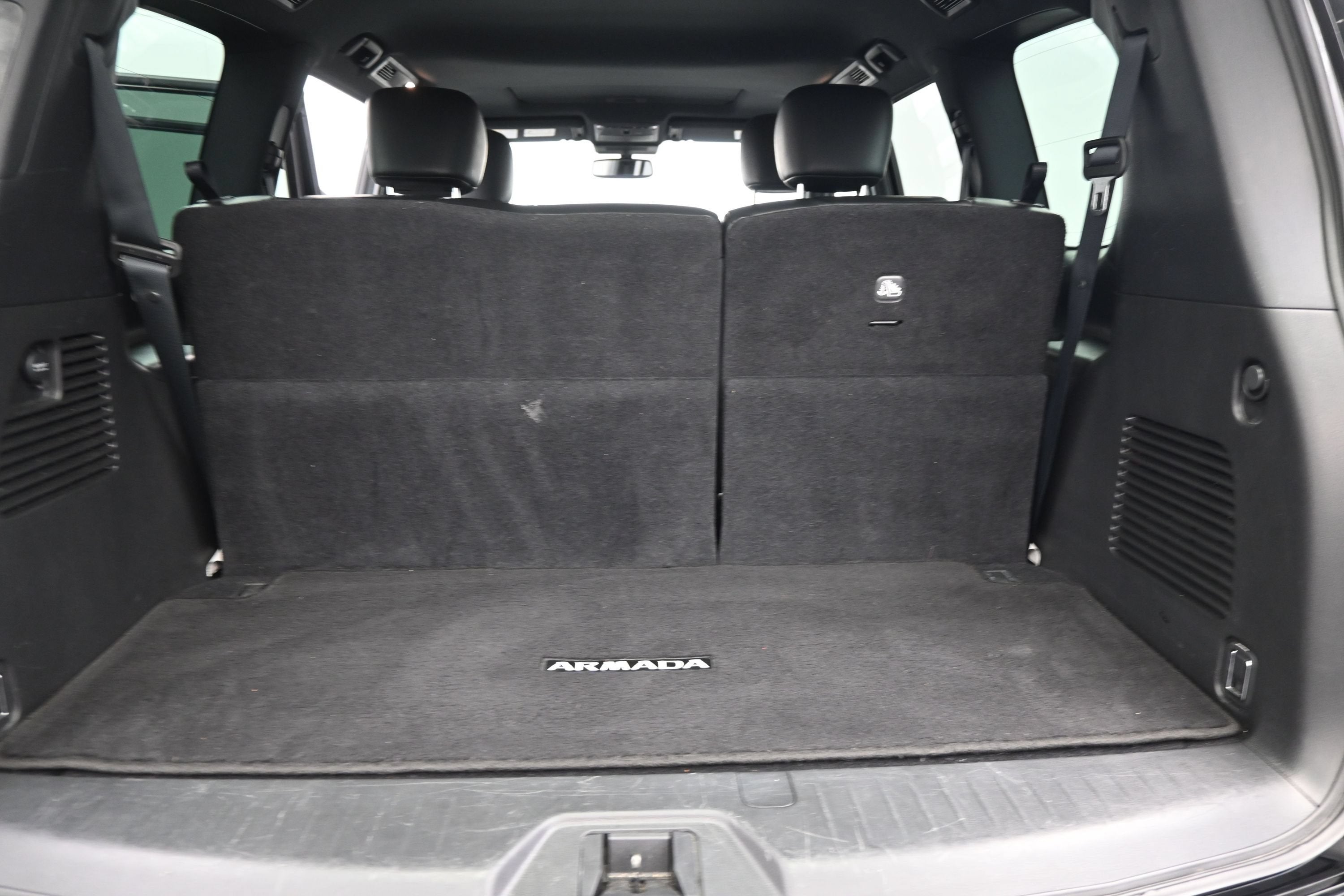 2022 Nissan Armada SL