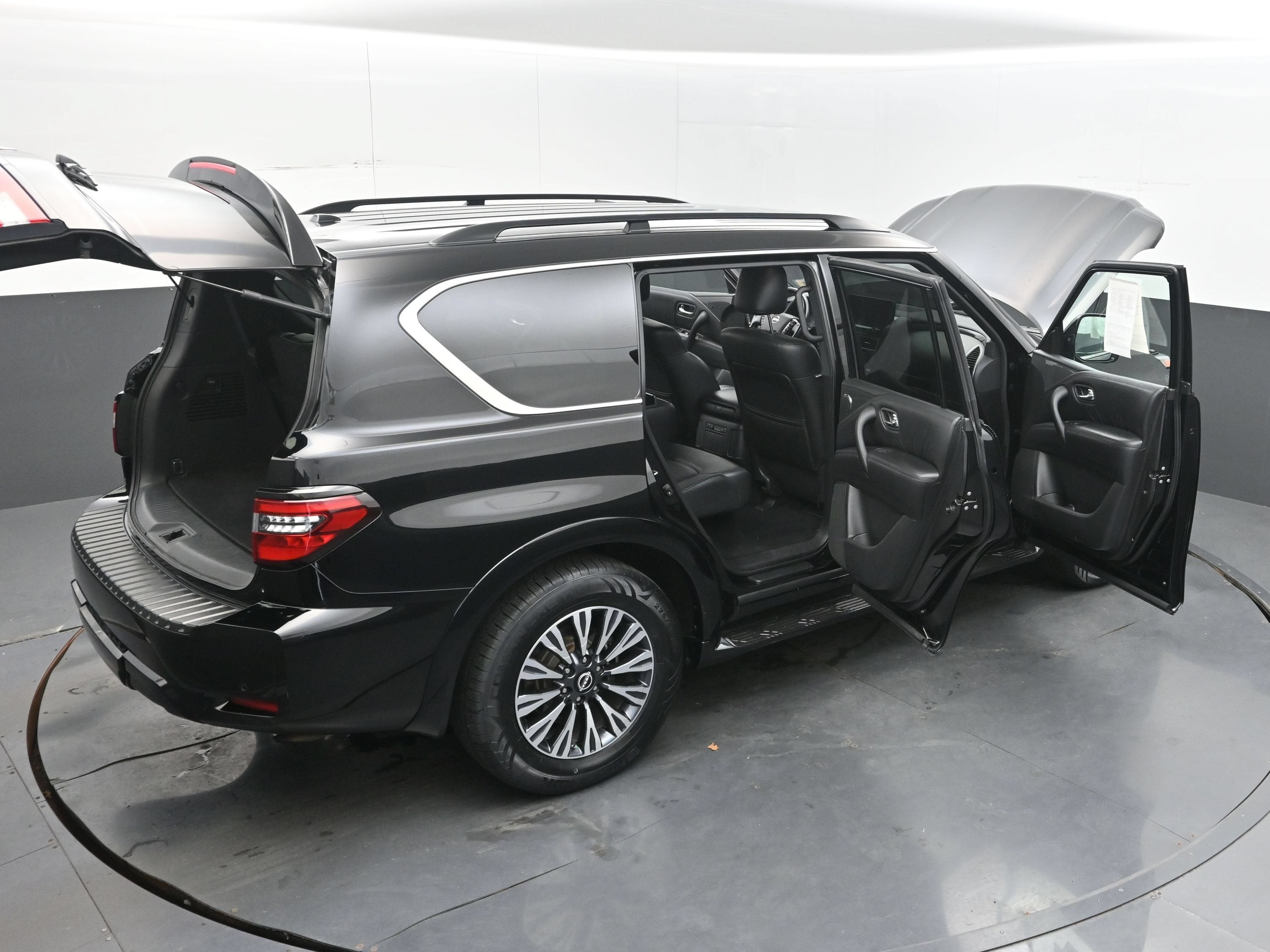 2022 Nissan Armada SL