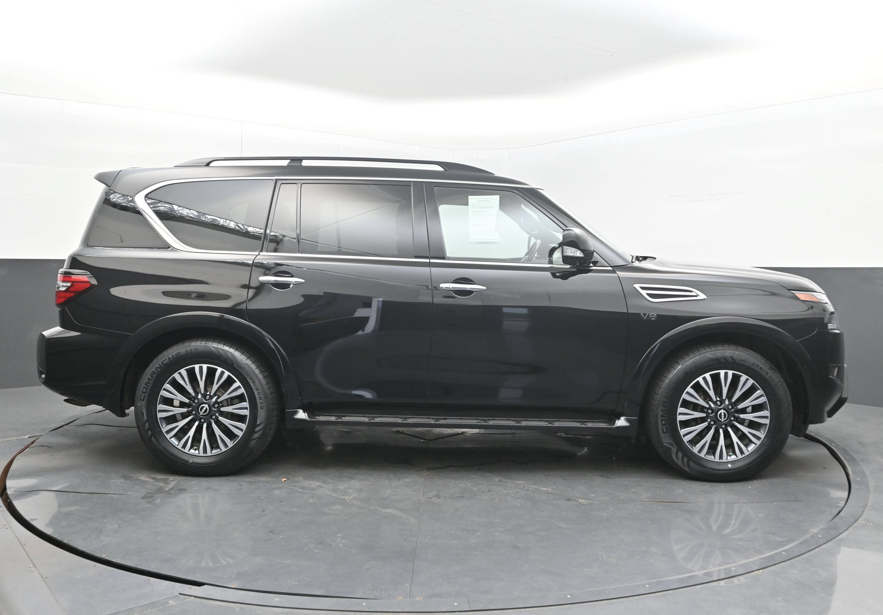 2022 Nissan Armada SL