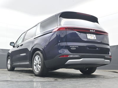 2023 Kia Carnival LX