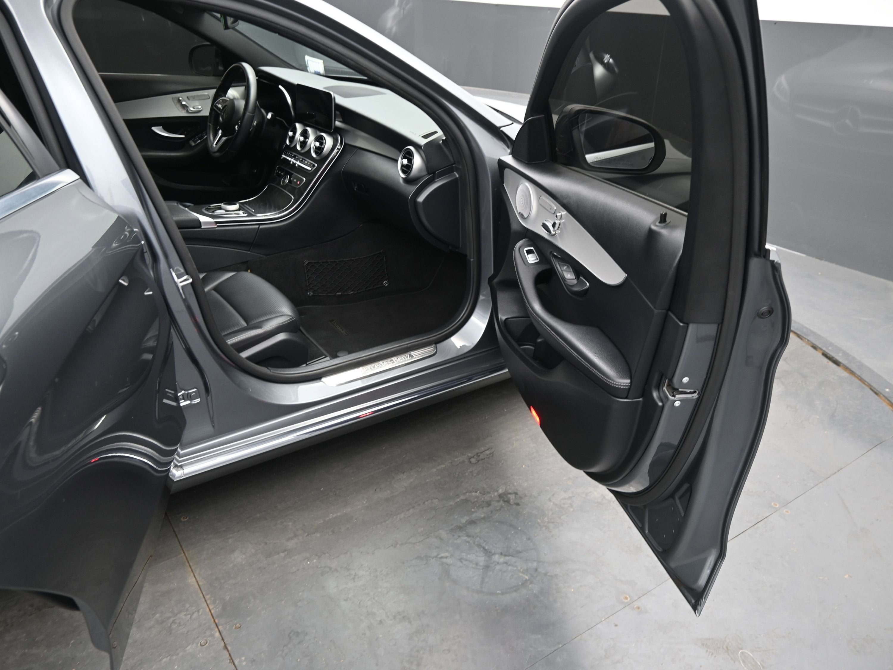 2021 Mercedes-Benz C-Class C 300