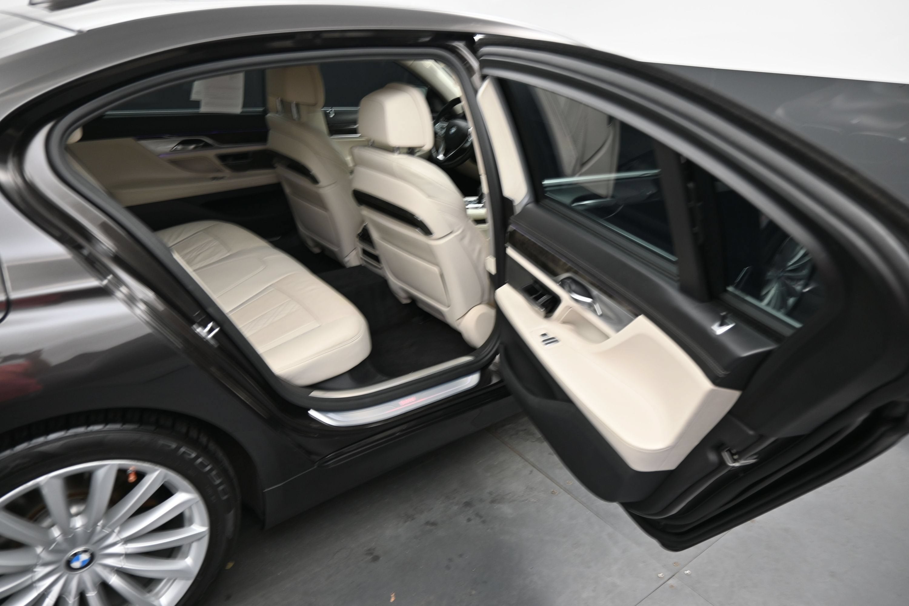 2017 BMW 7 Series 740i xDrive