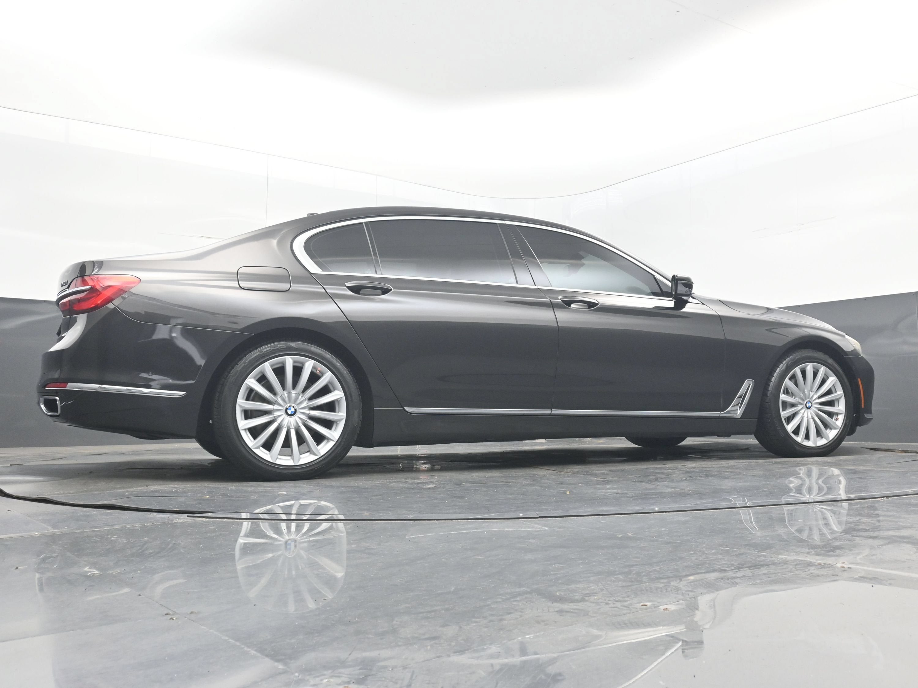 2017 BMW 7 Series 740i xDrive