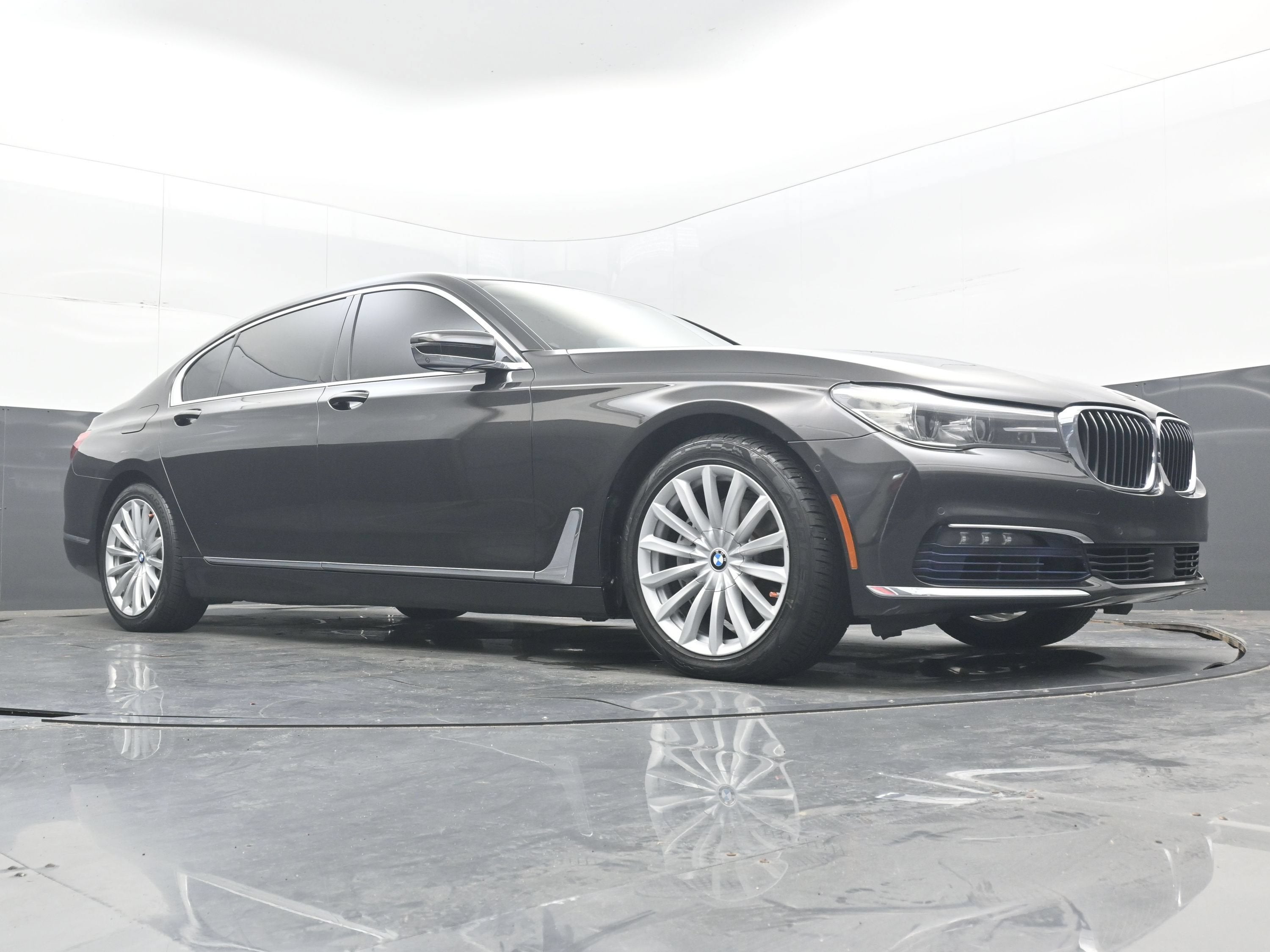 2017 BMW 7 Series 740i xDrive