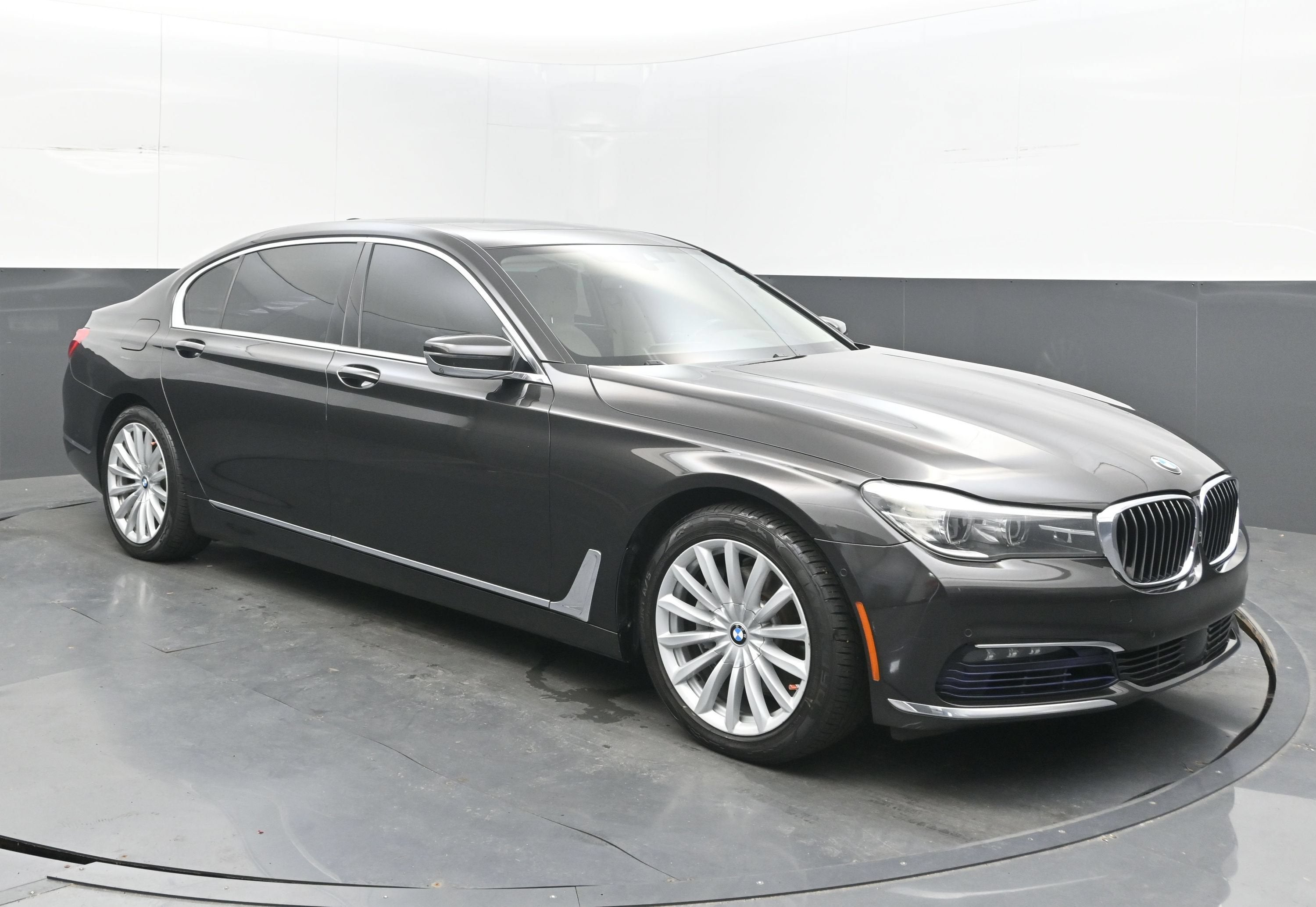 2017 BMW 7 Series 740i xDrive